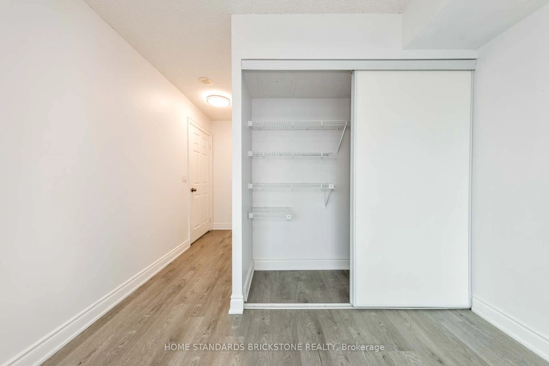 15 Greenview Avenue, #1504