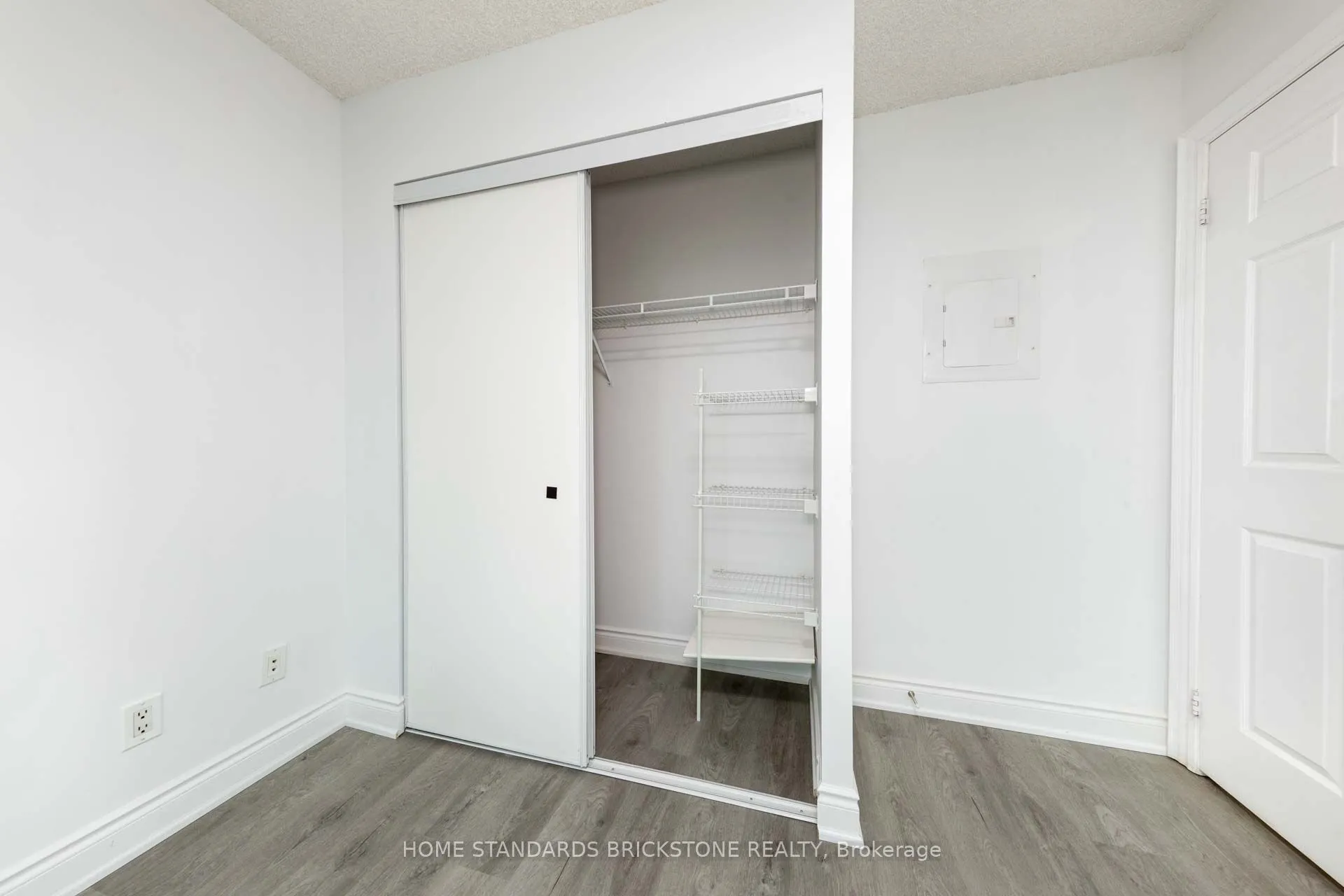 15 Greenview Avenue, #1504