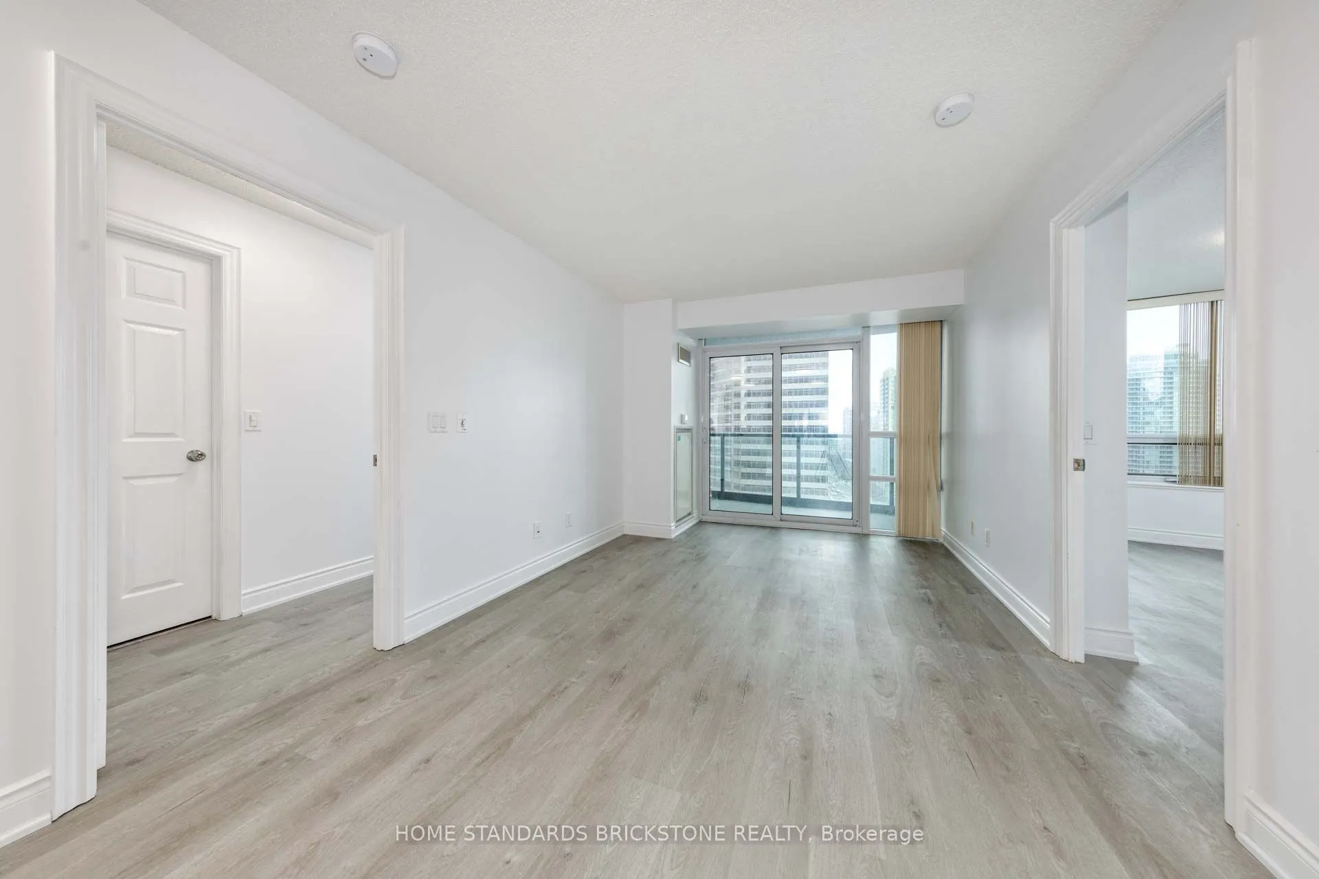 15 Greenview Avenue, #1504