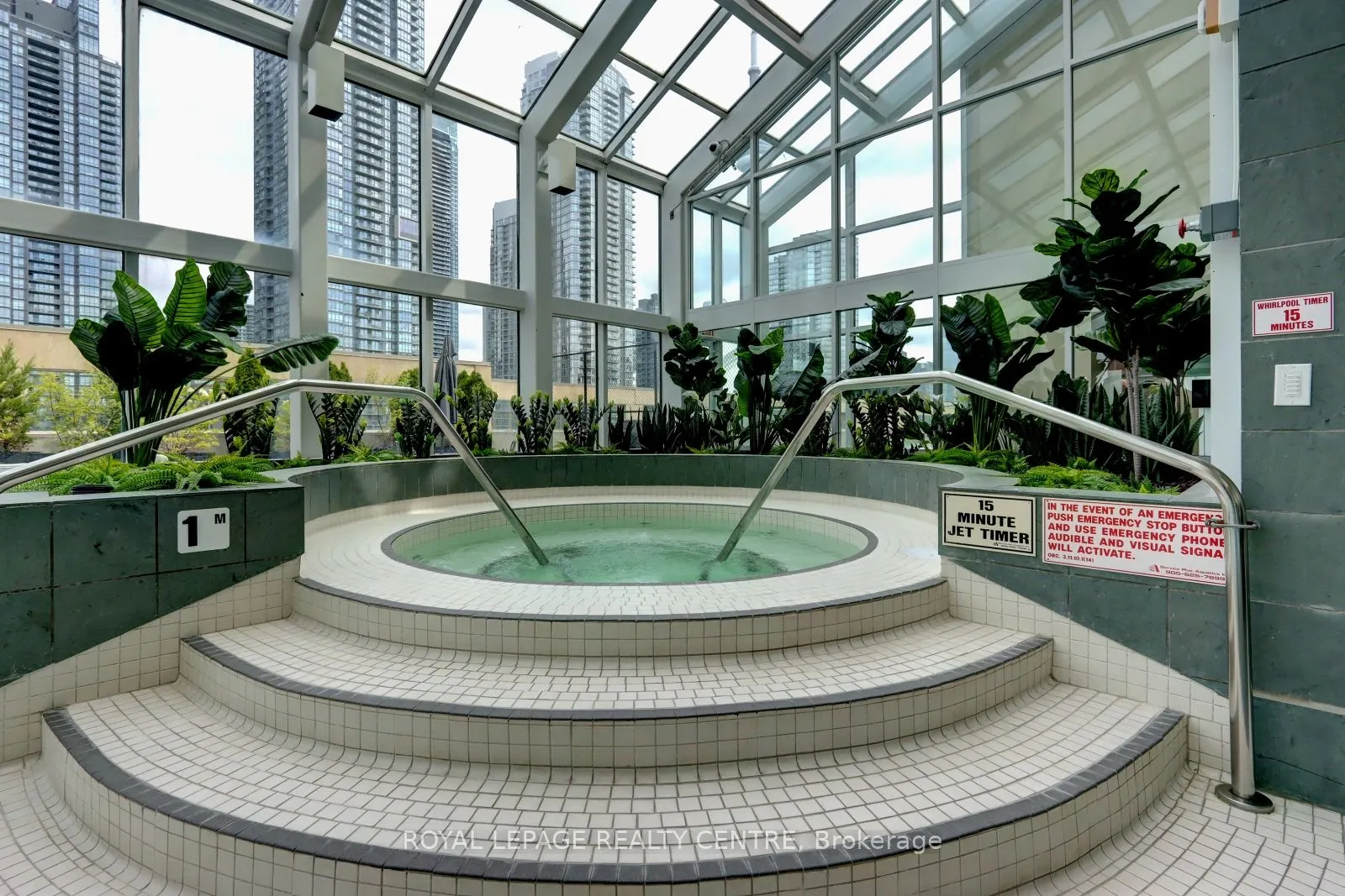 480 Queens Quay W, #401W