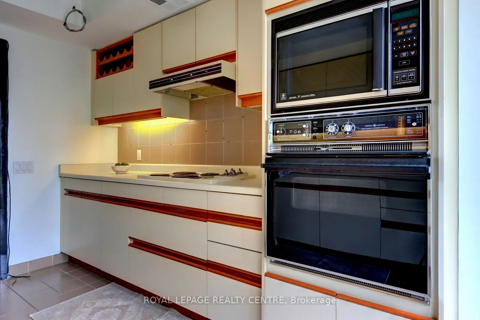 480 Queens Quay W, #401W