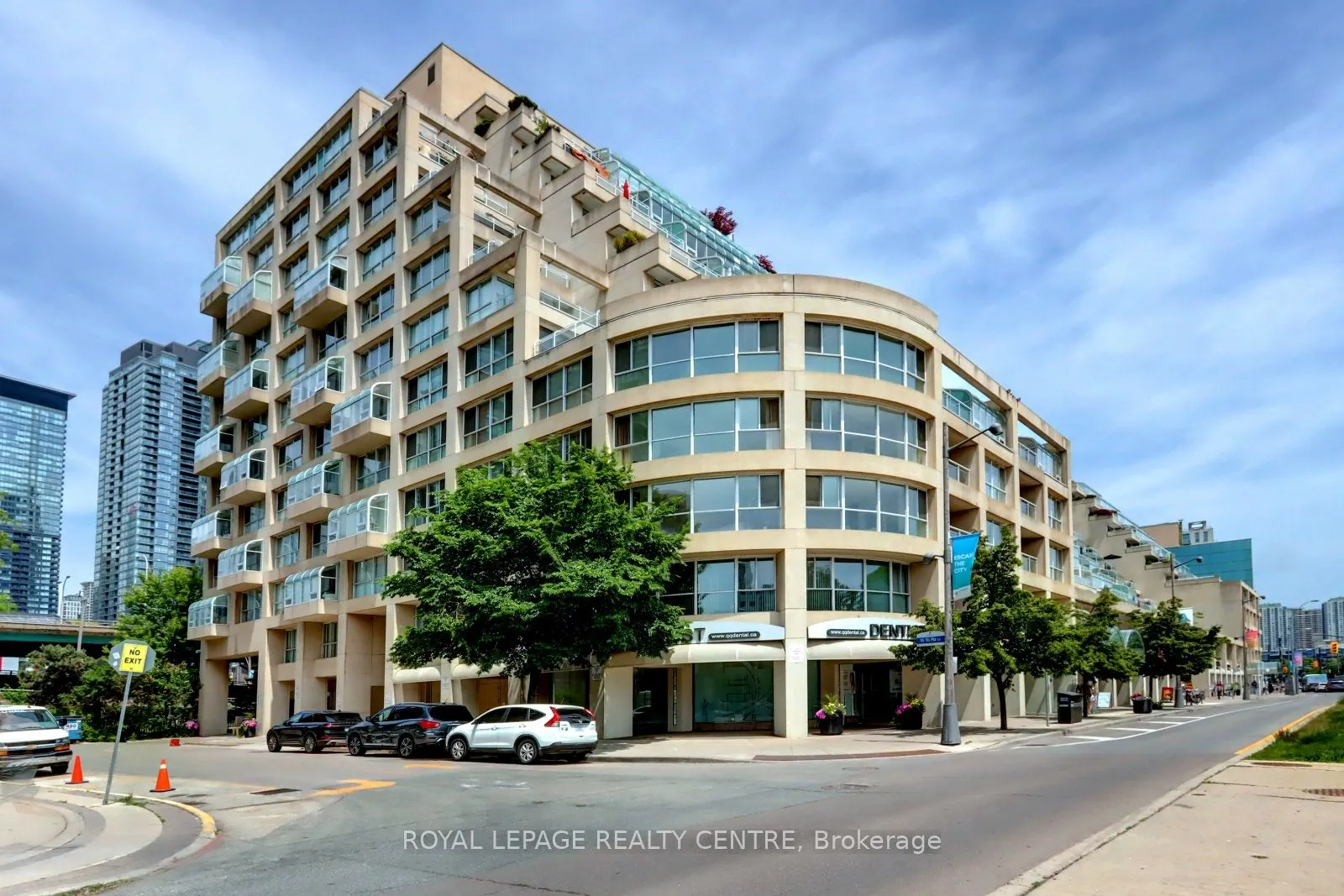480 Queens Quay W, #401W
