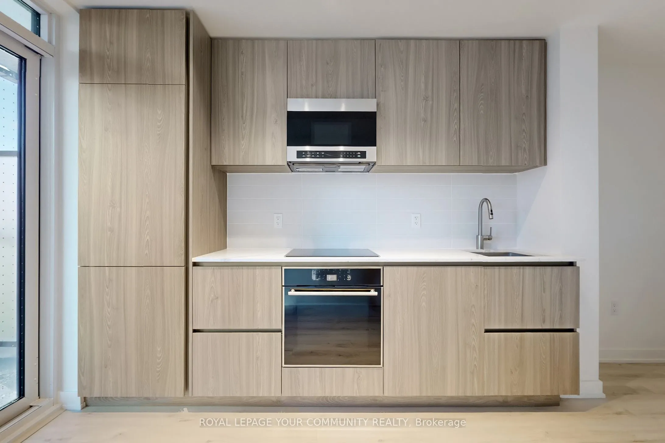 110 Broadway Avenue, #1007