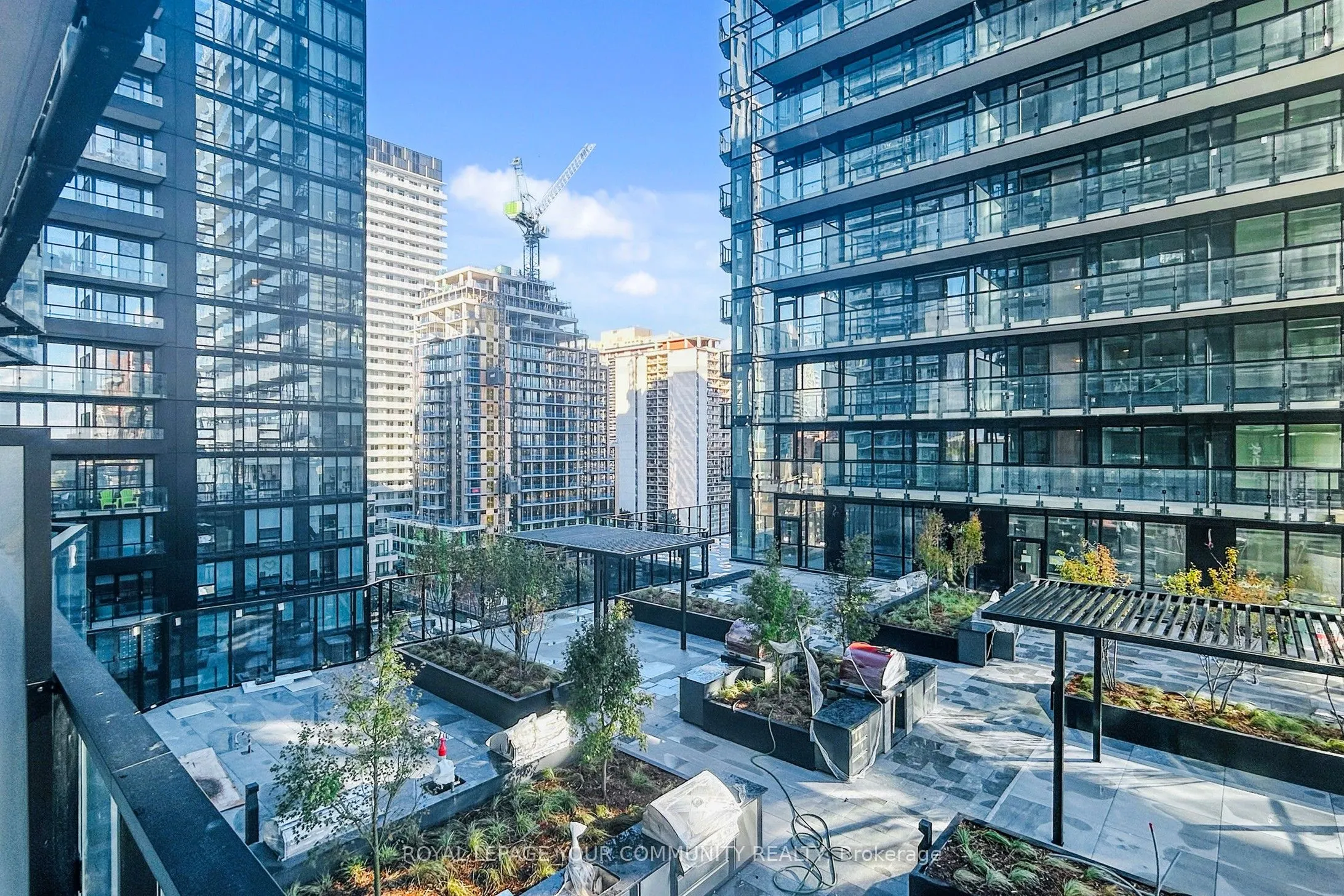 110 Broadway Avenue, #1007