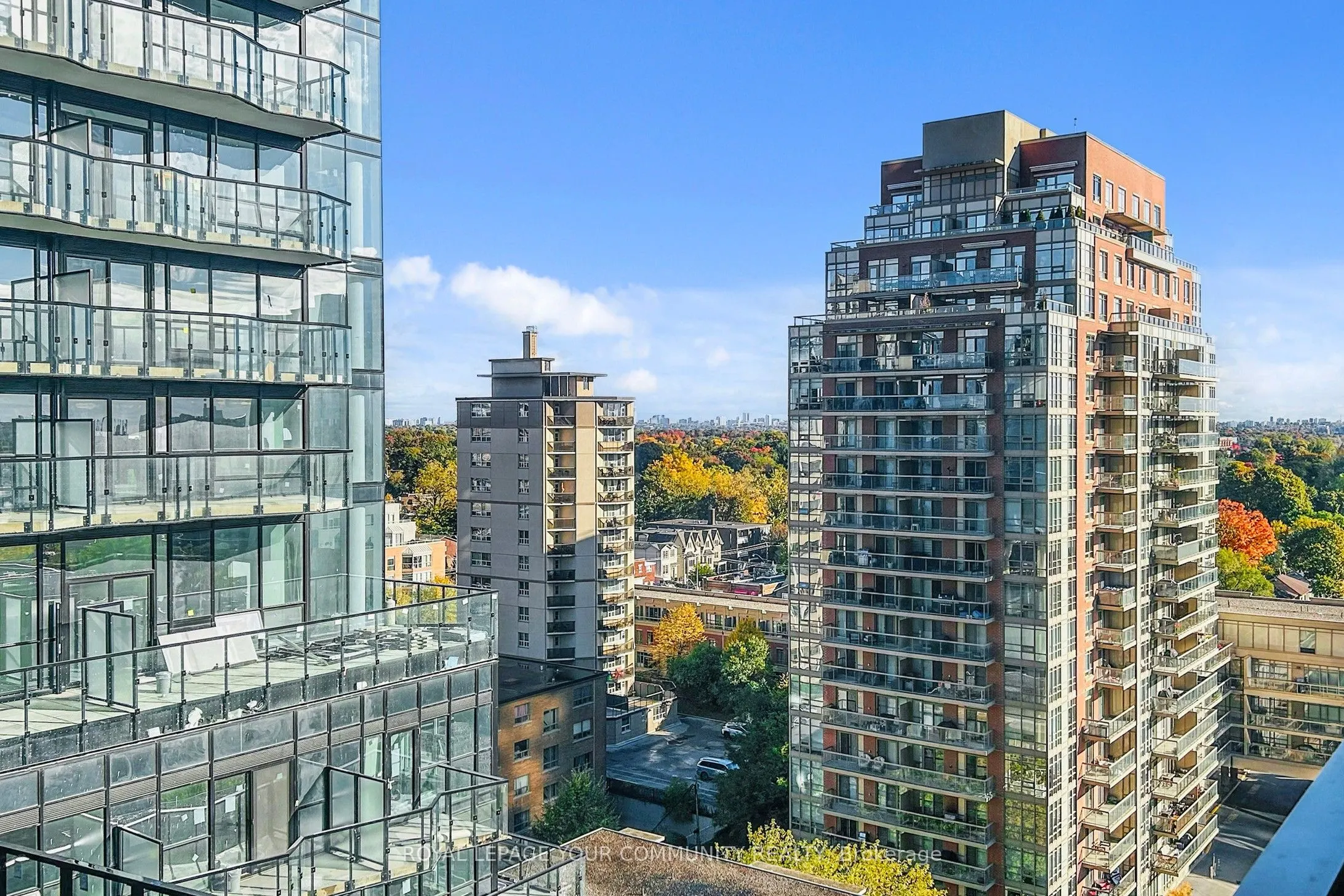 110 Broadway Avenue, #1007