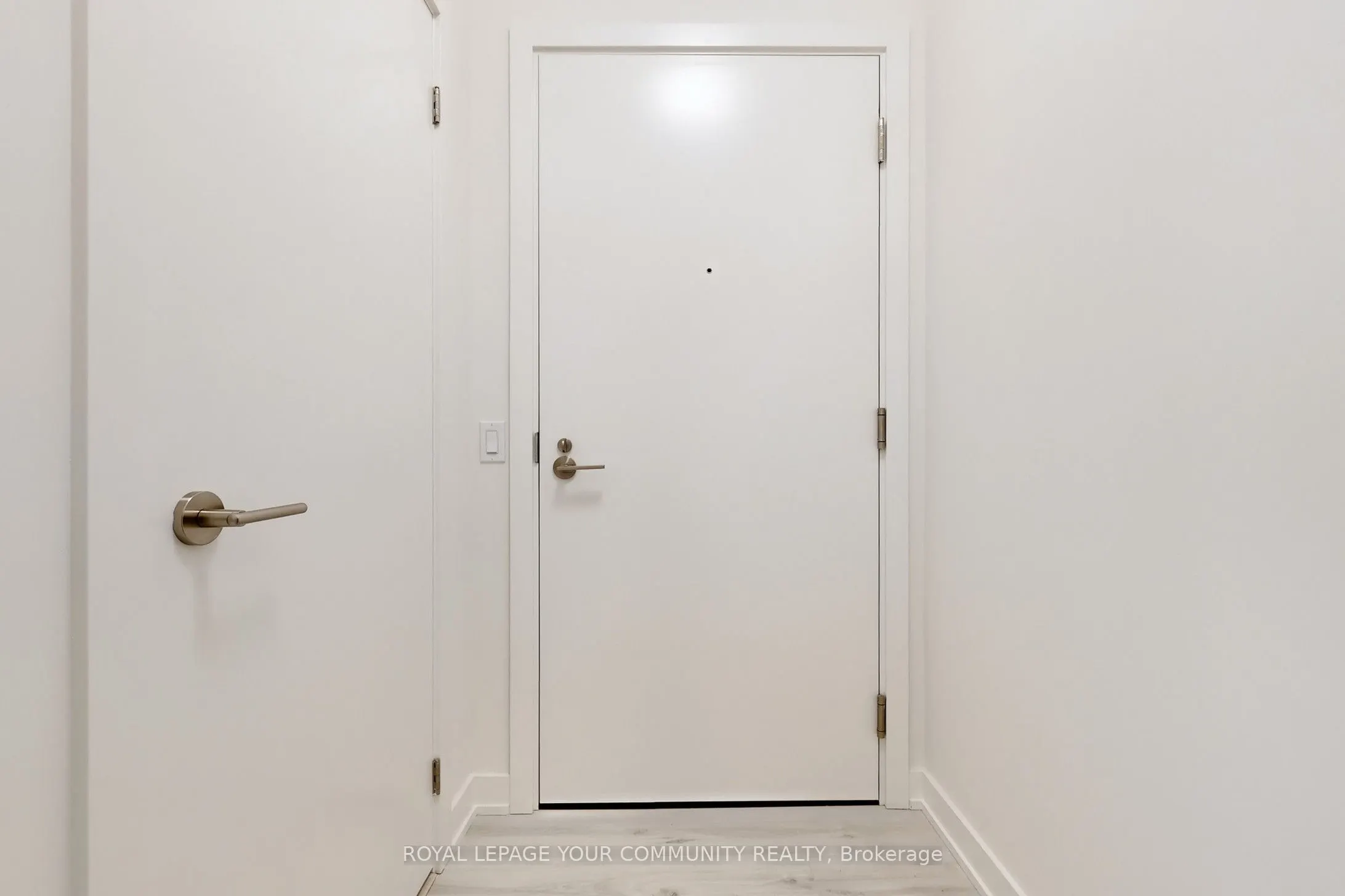 110 Broadway Avenue, #1007