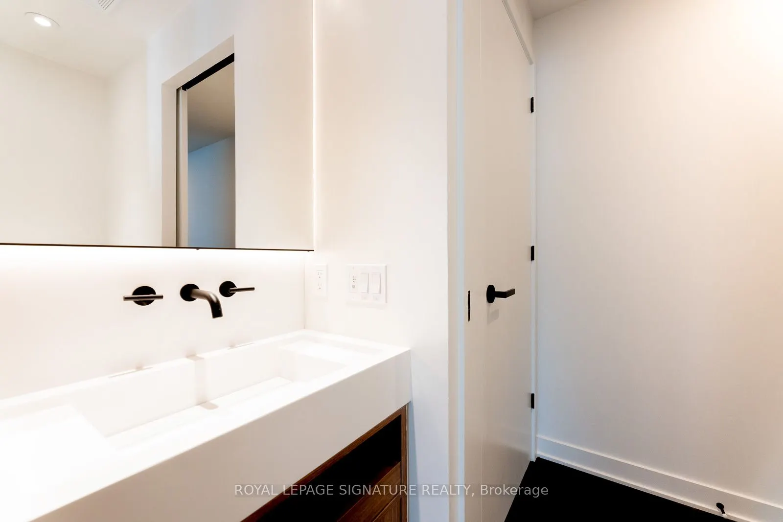 55 Charles Street, #4207