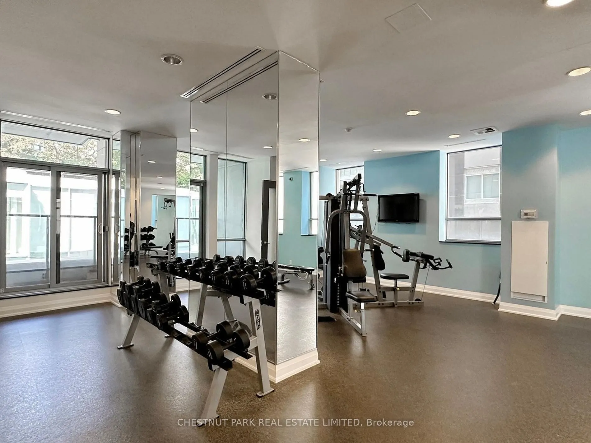 21 Balmuto Street, #1204