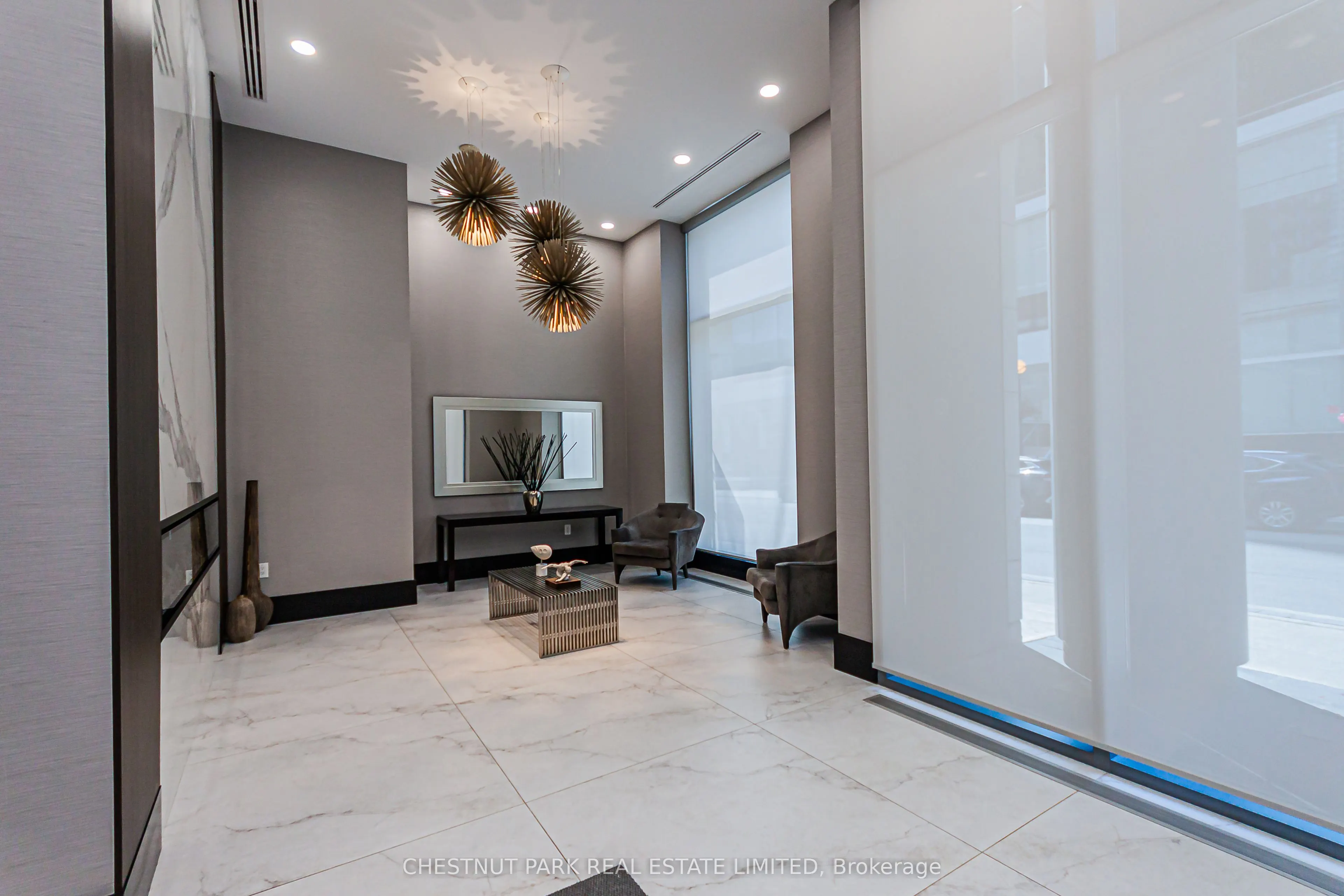 21 Balmuto Street, #1204