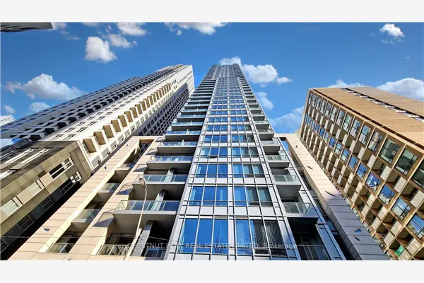 21 Balmuto Street, #1204