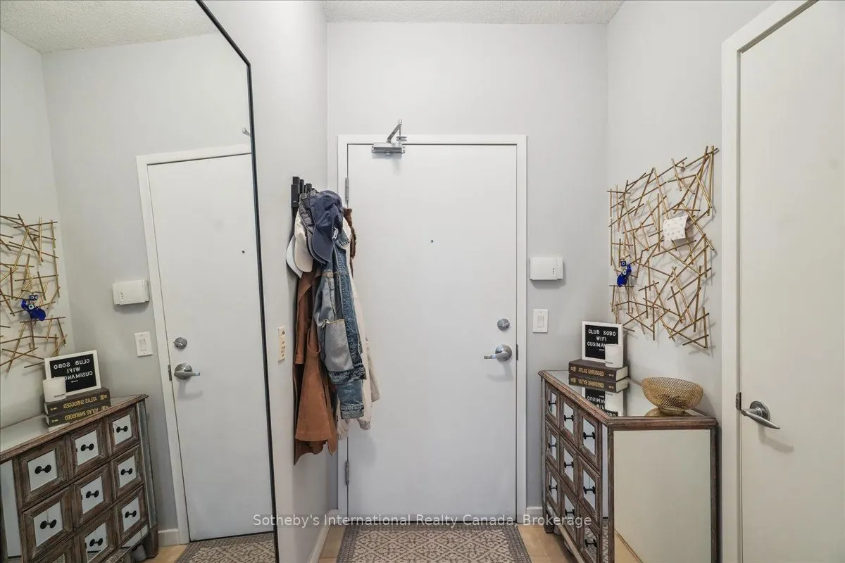 218 Queens Quay W, #1804