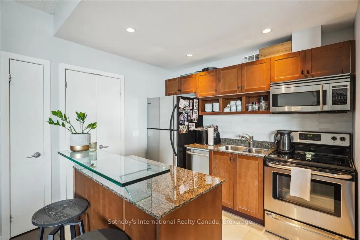 218 Queens Quay W, #1804