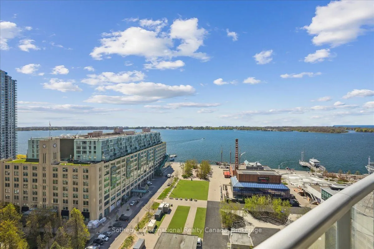 218 Queens Quay W, #1804