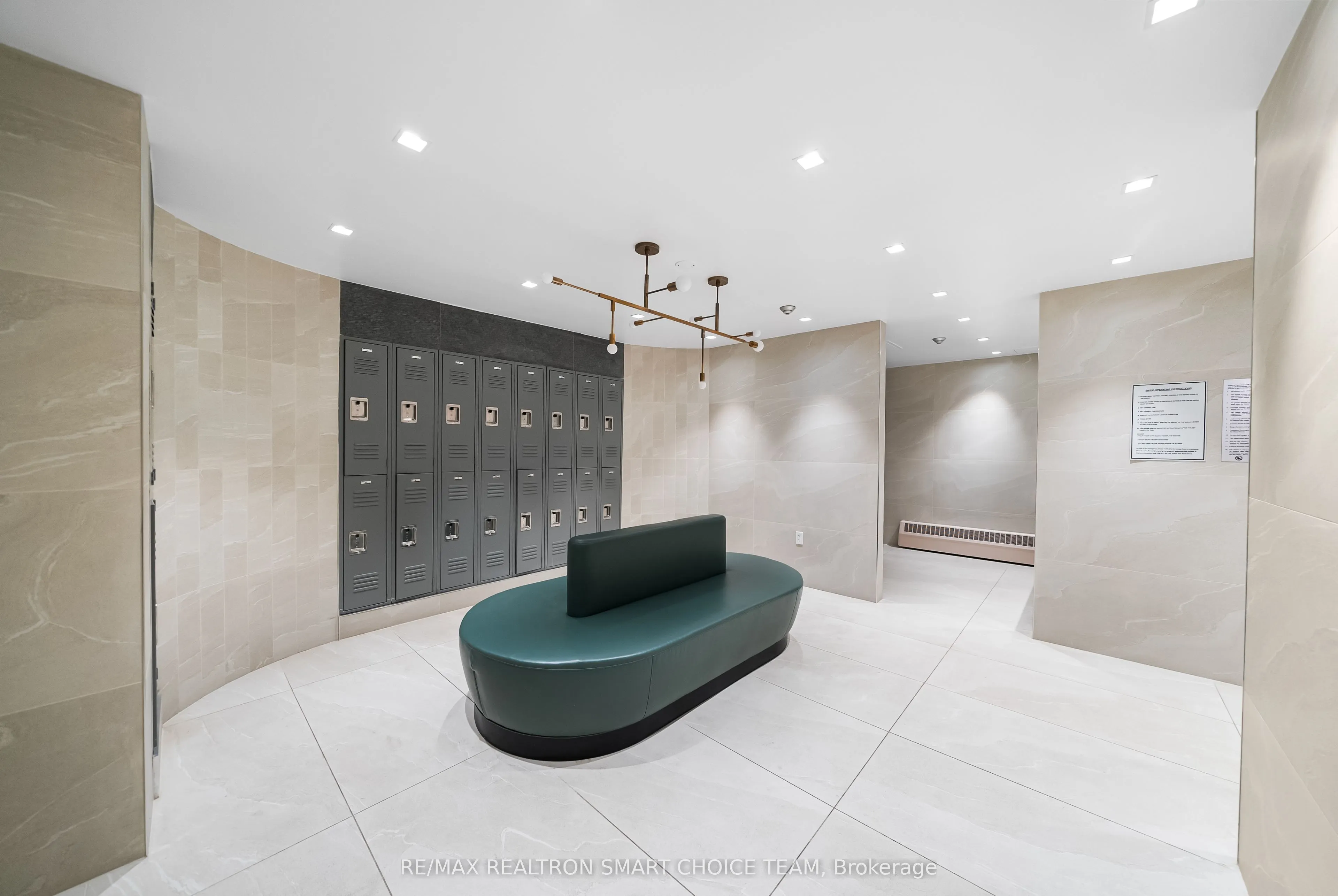 28 Hollywood Avenue, #1211