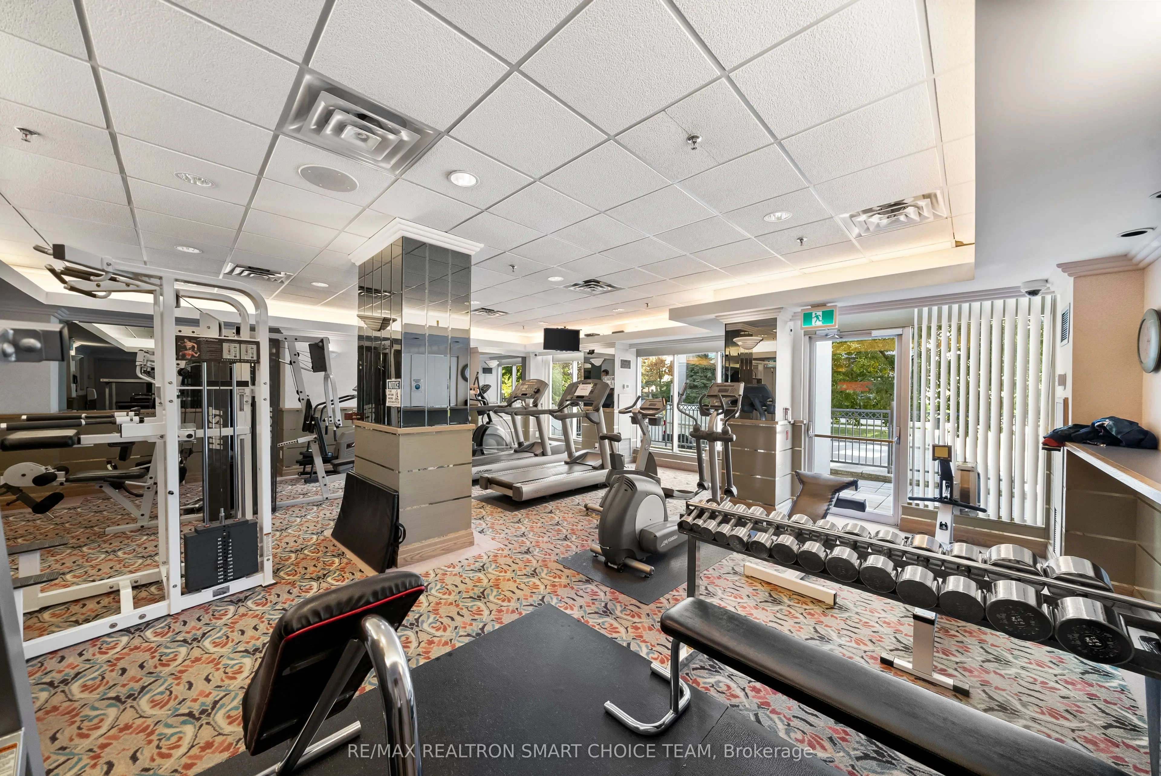 28 Hollywood Avenue, #1211