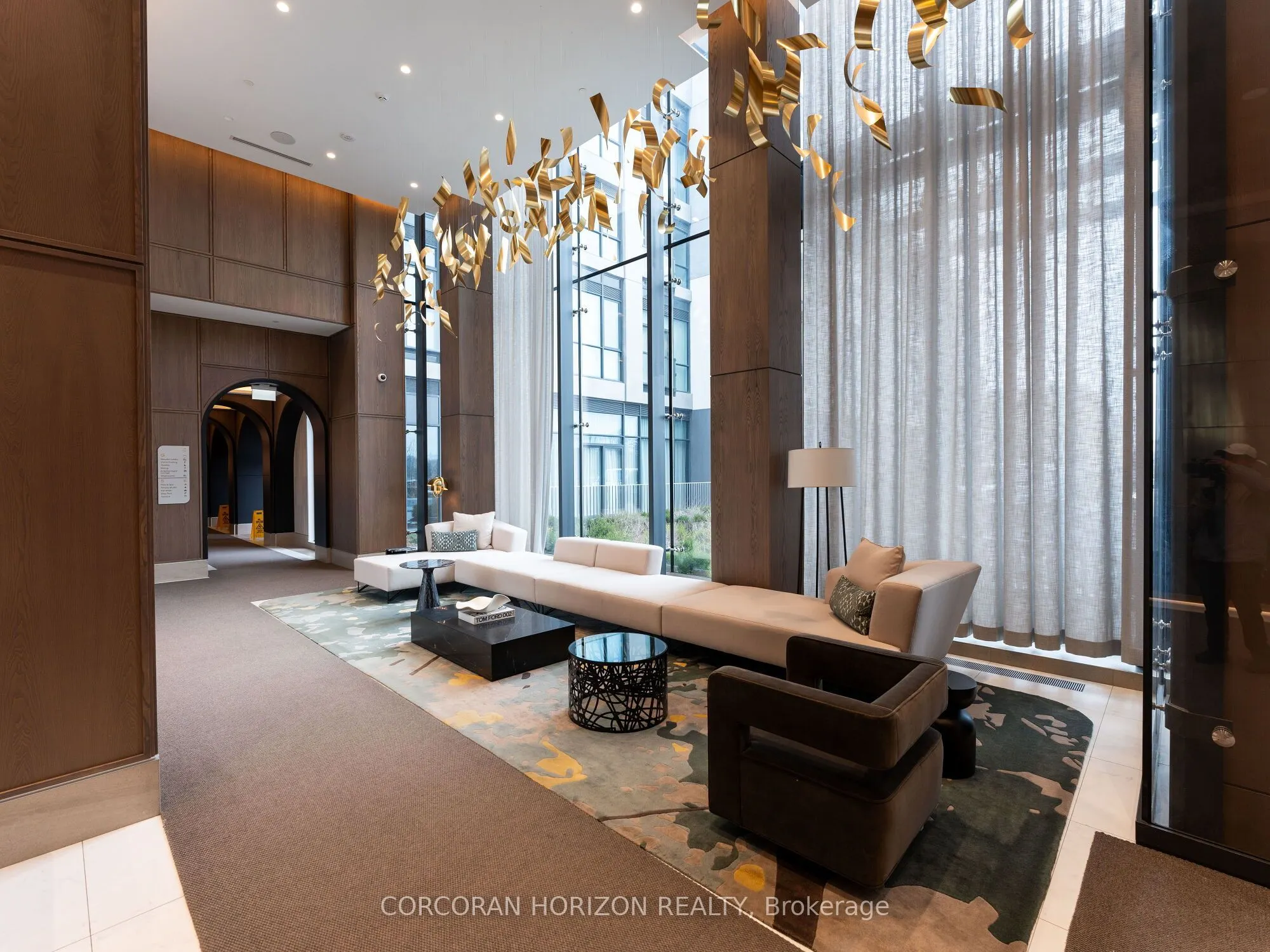 30 Inn On The Park Drive, #221