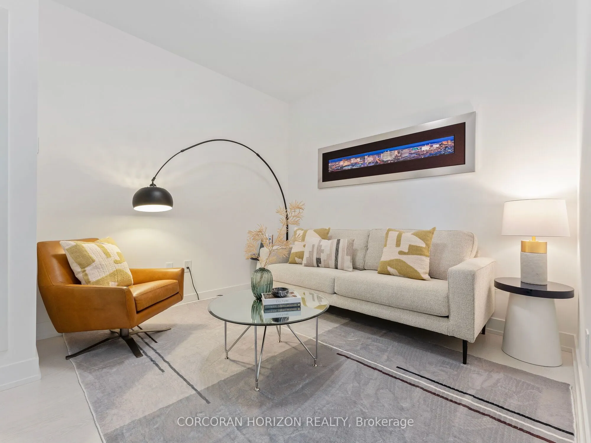 30 Inn On The Park Drive, #221