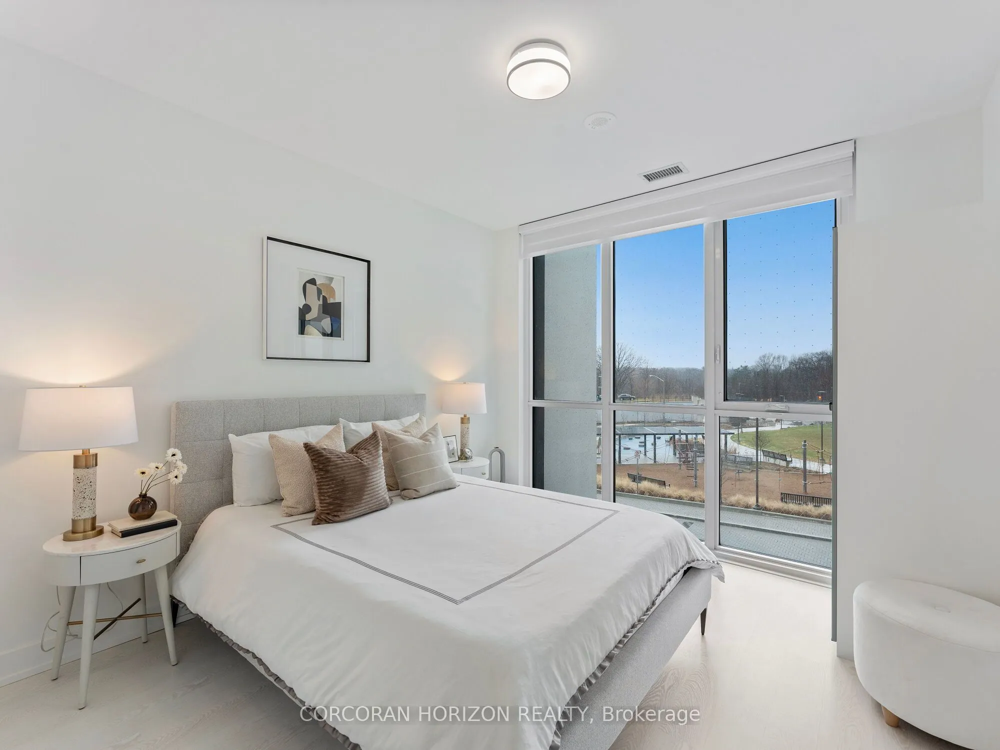 30 Inn On The Park Drive, #221