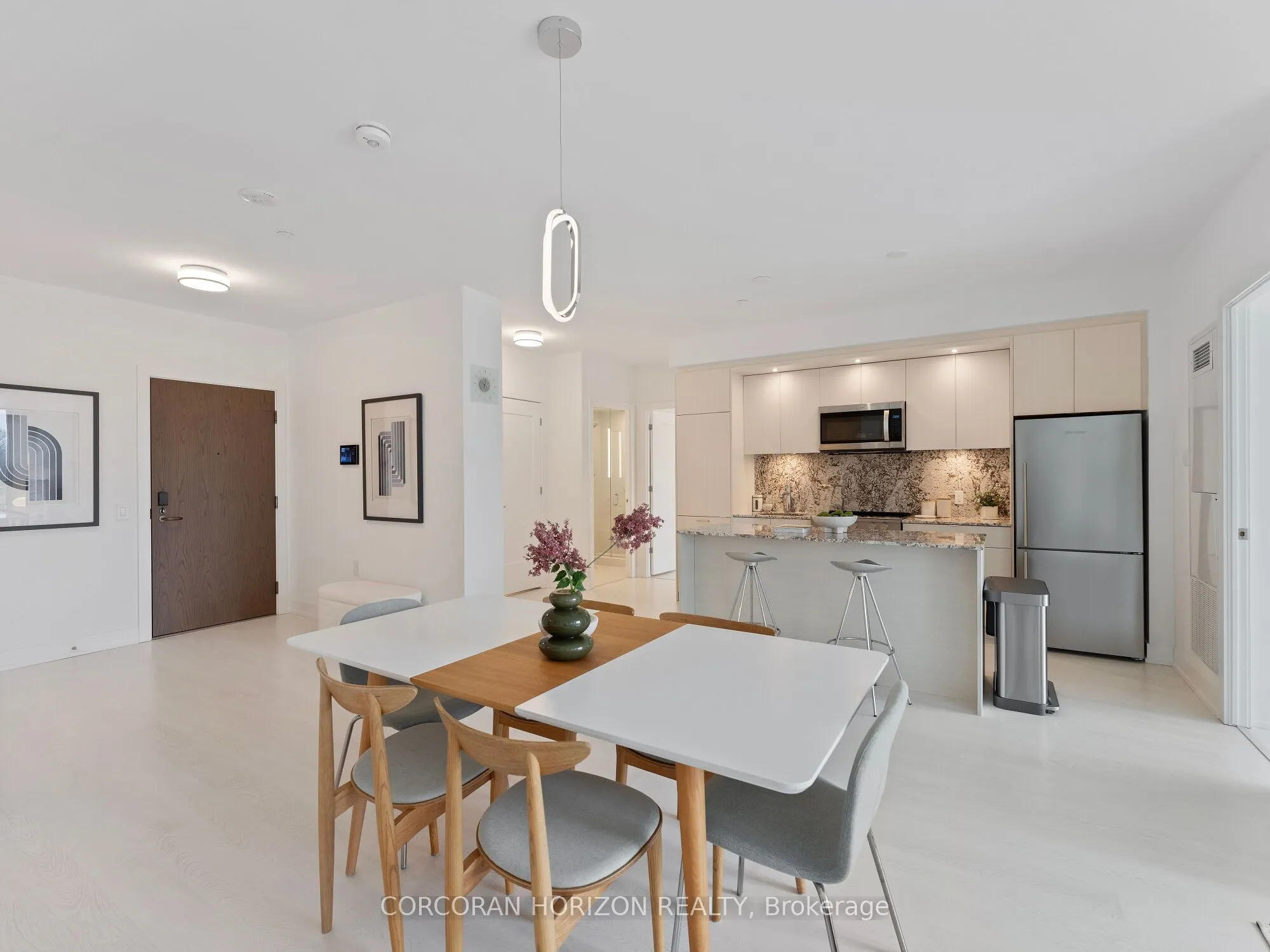 30 Inn On The Park Drive, #221