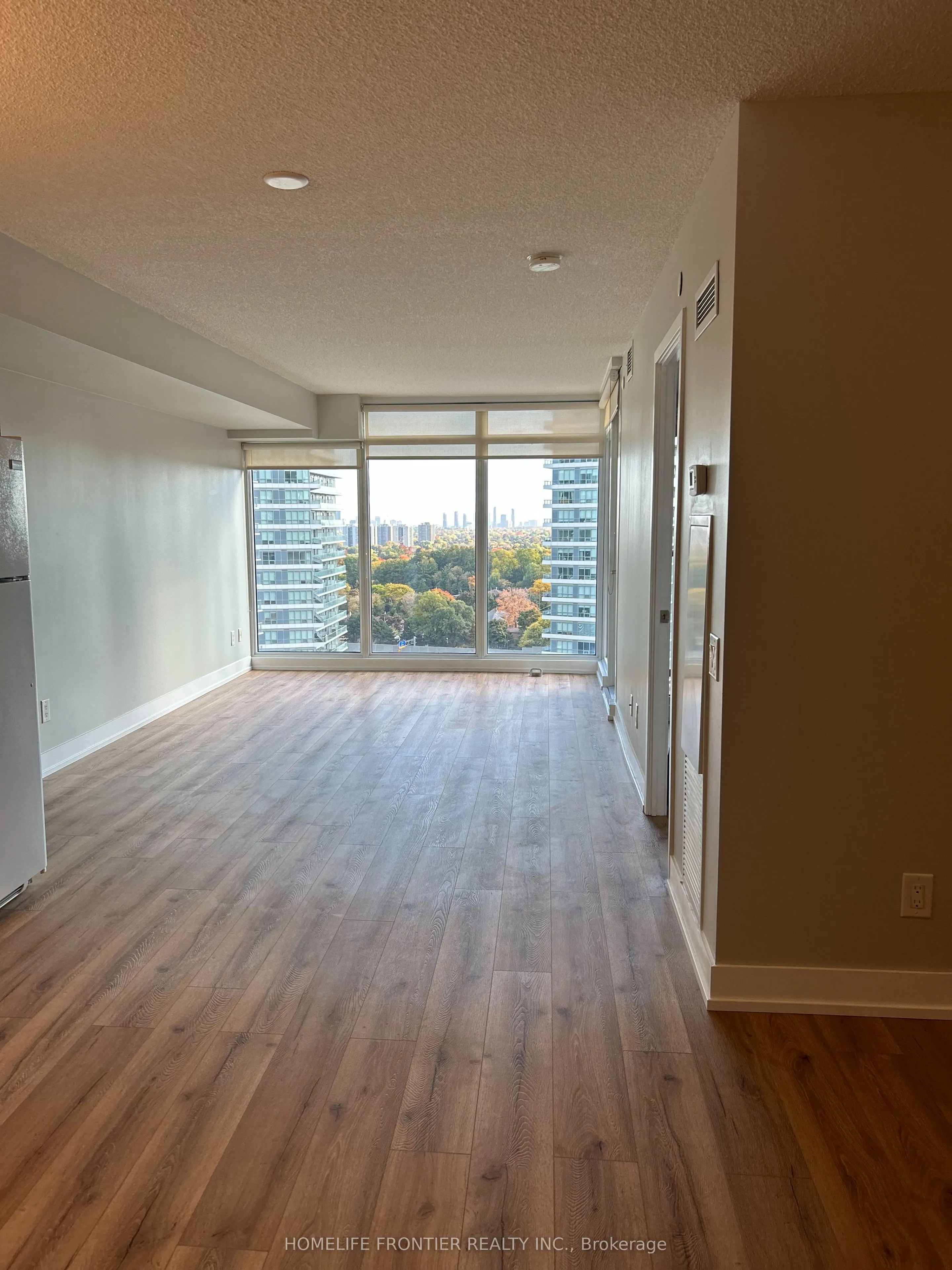 72 Esther Shiner Boulevard, #2105