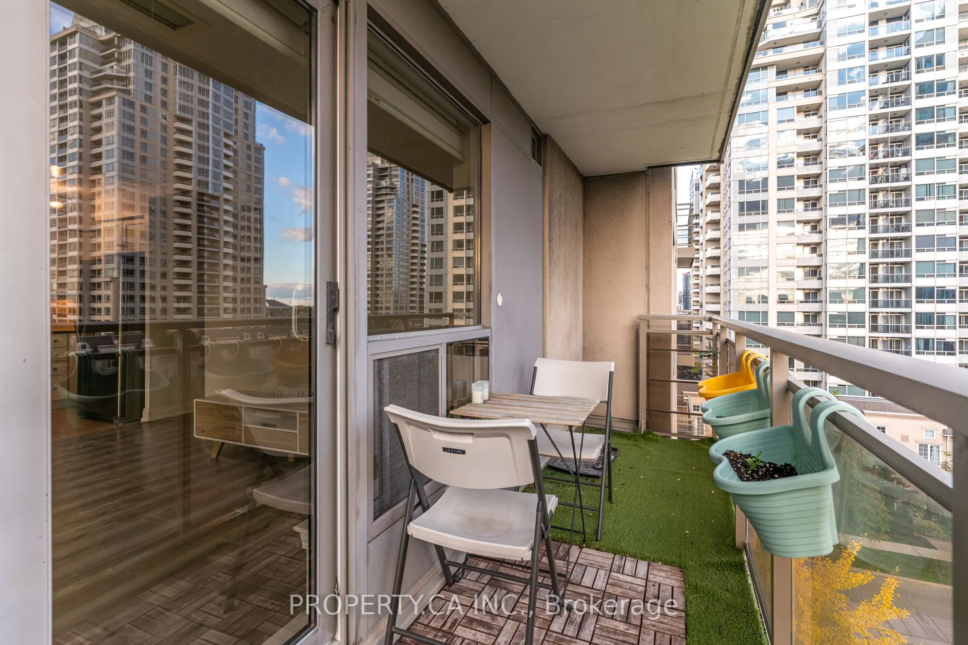 19 Barberry Place, #615