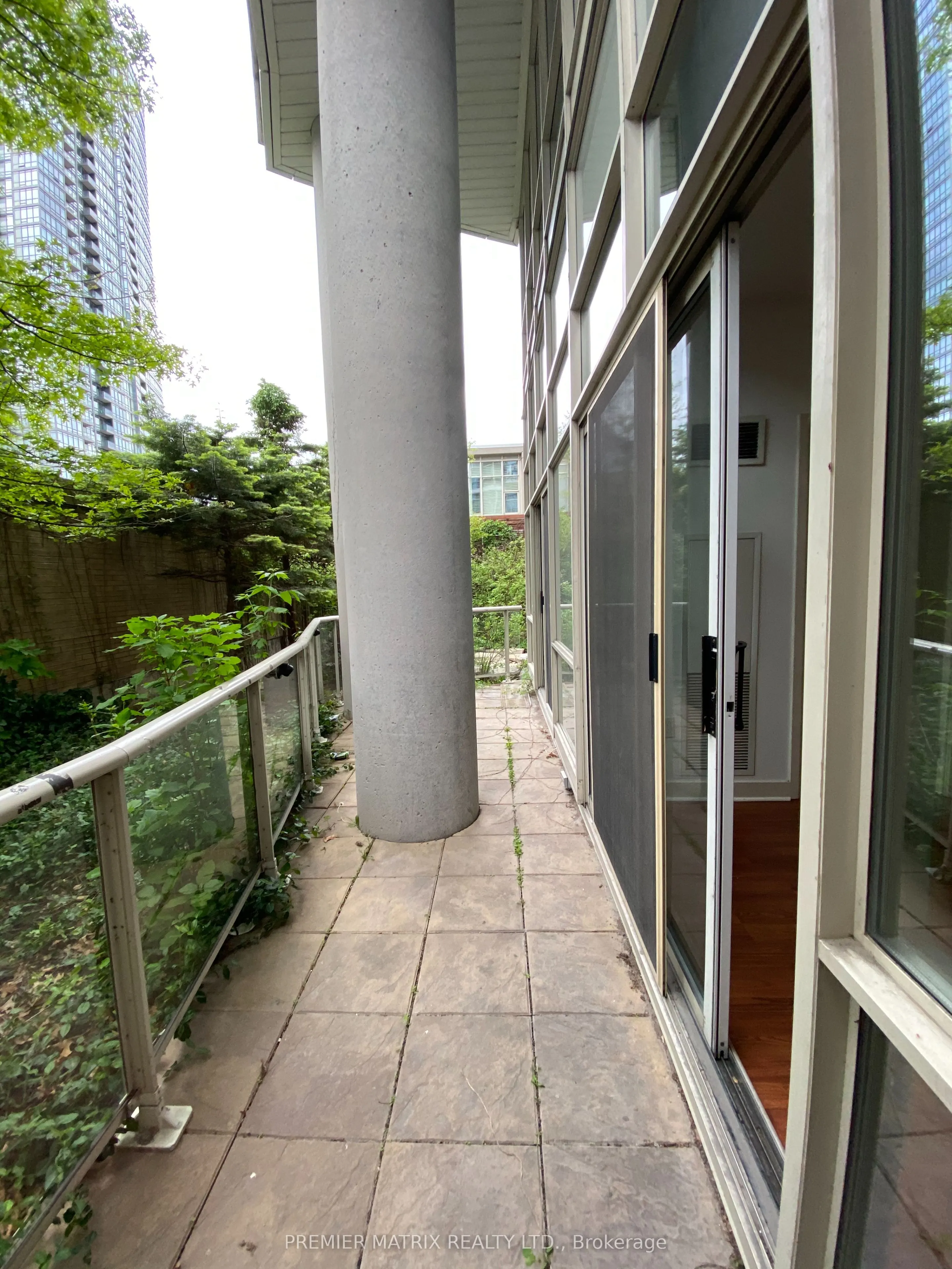 10 Navy Wharf Court, #101