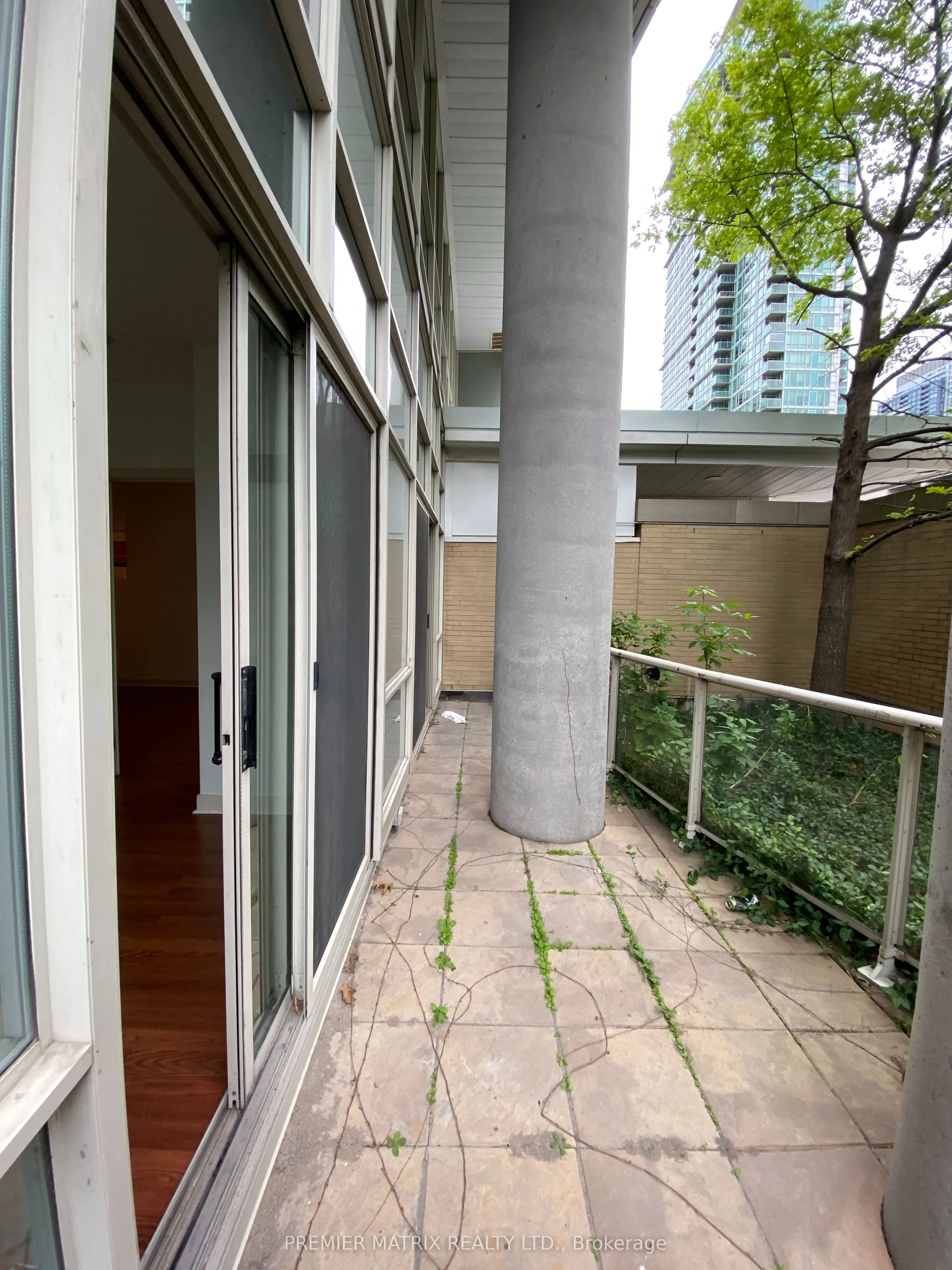 10 Navy Wharf Court, #101