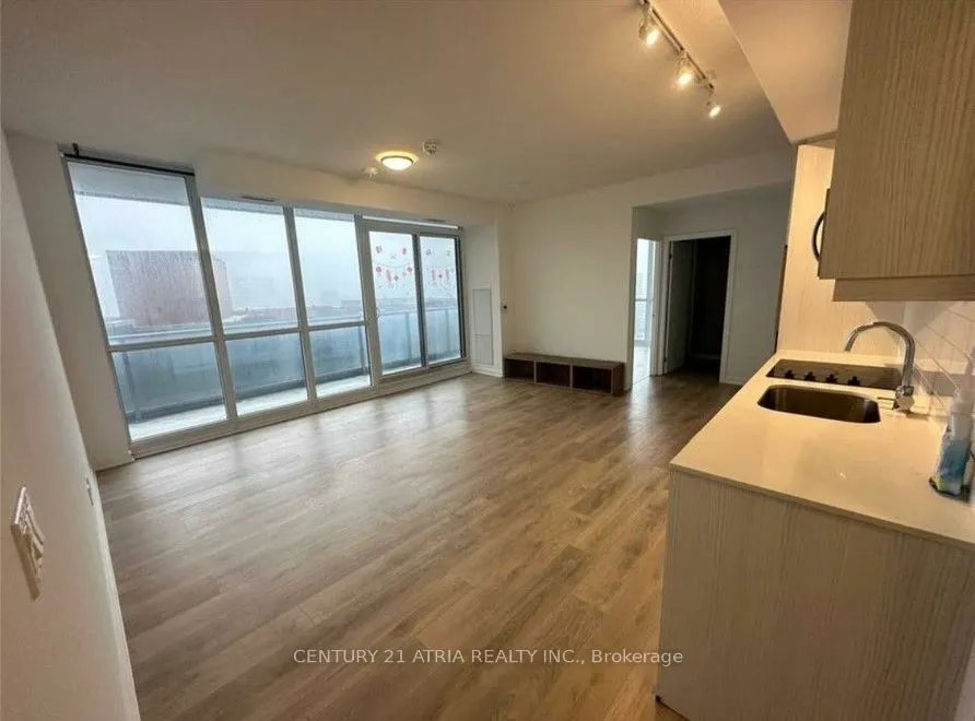 38 Forest Manor Road, #1310