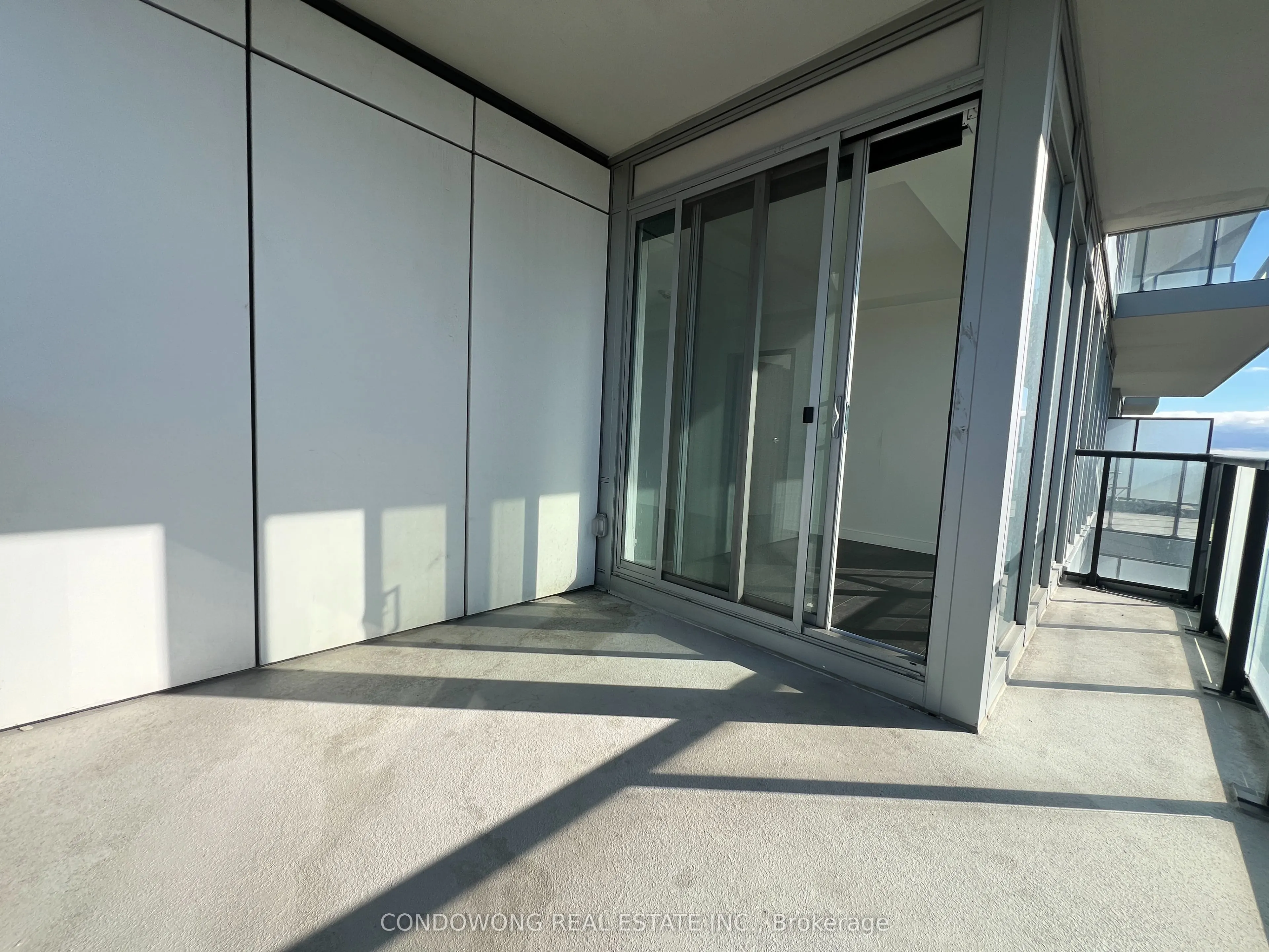 85 Mcmahon Drive, #1809