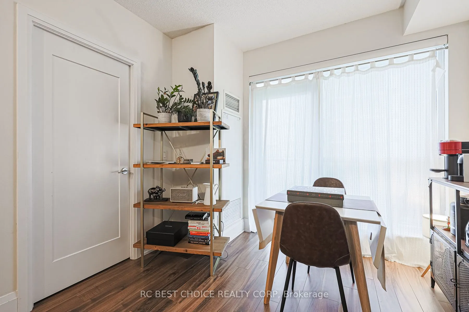 120 Harrison Garden Boulevard, #1031