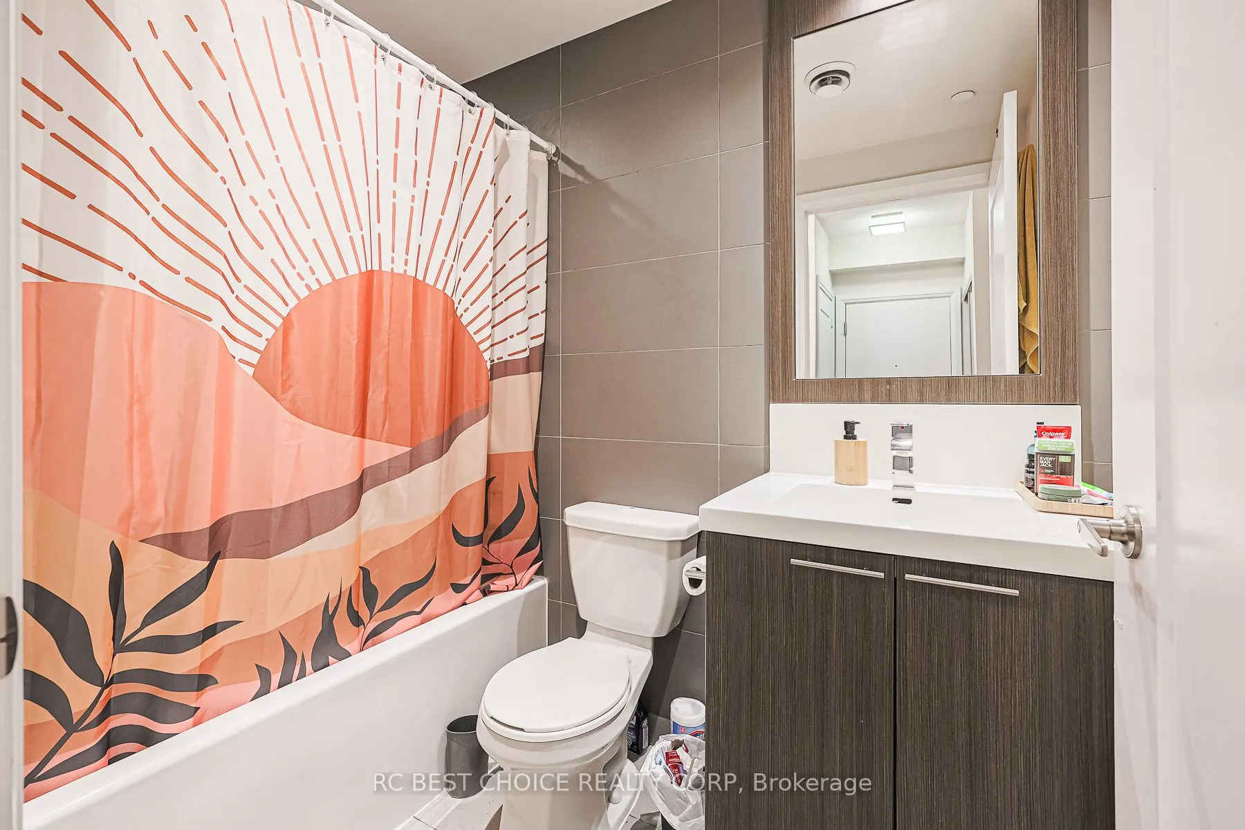 120 Harrison Garden Boulevard, #1031