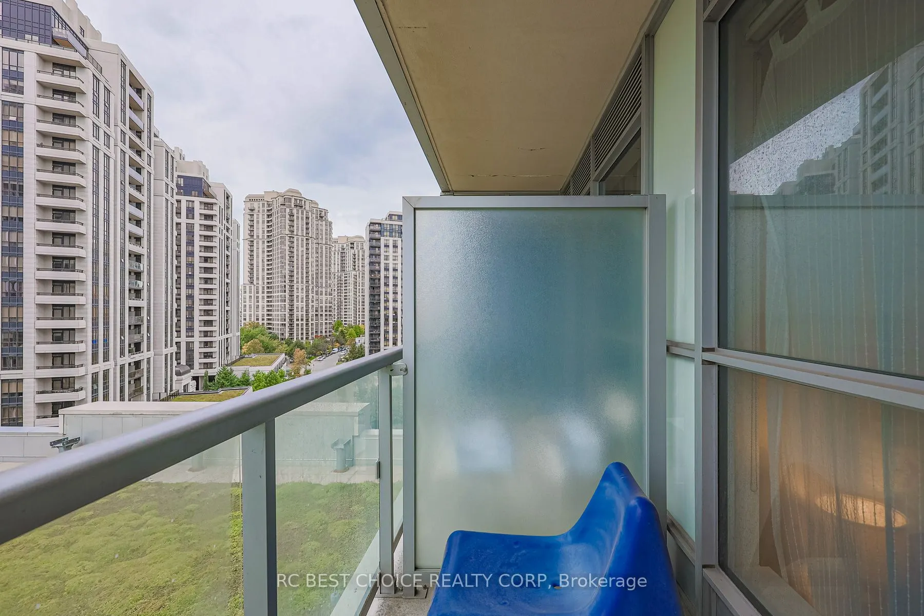 120 Harrison Garden Boulevard, #1031