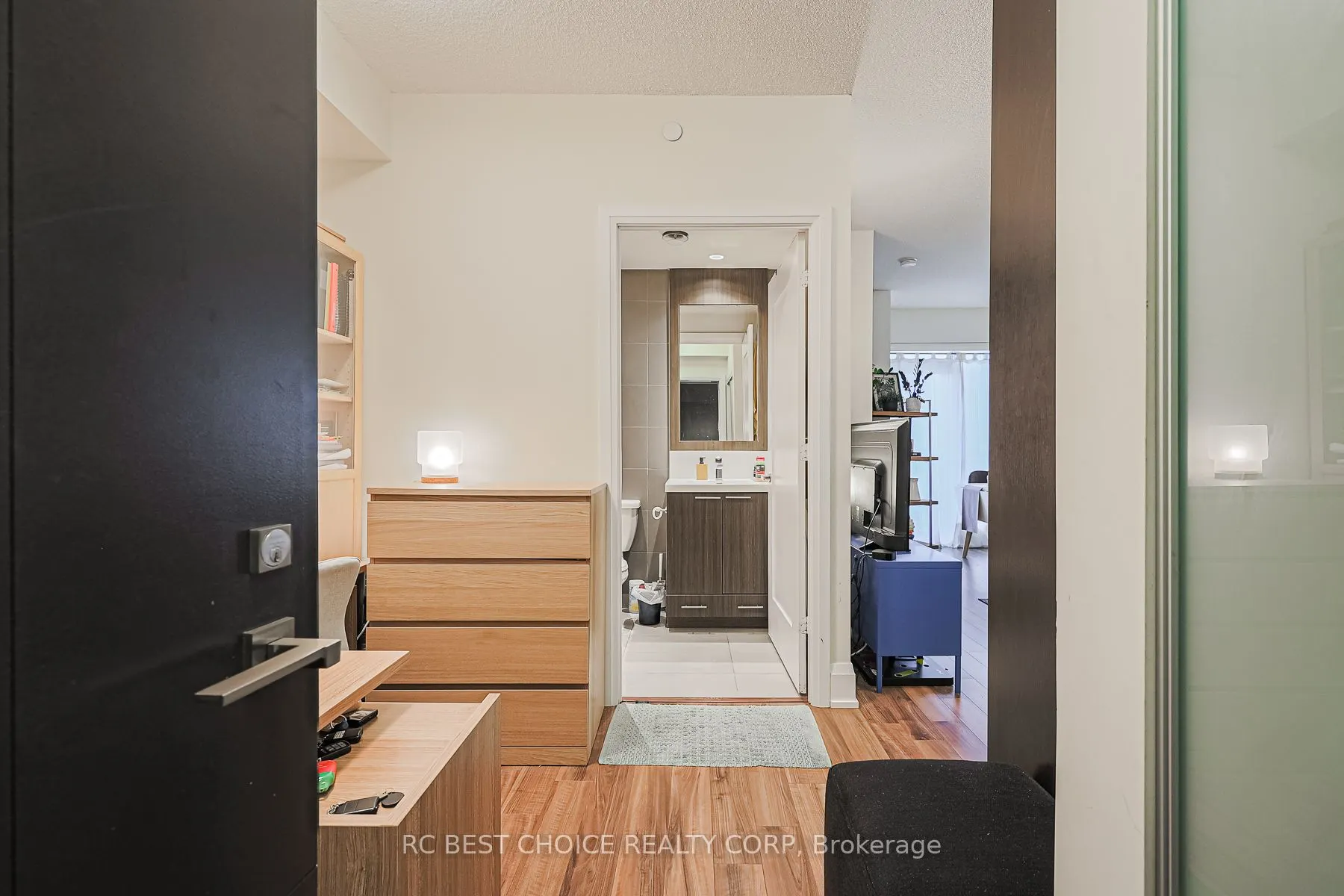 120 Harrison Garden Boulevard, #1031