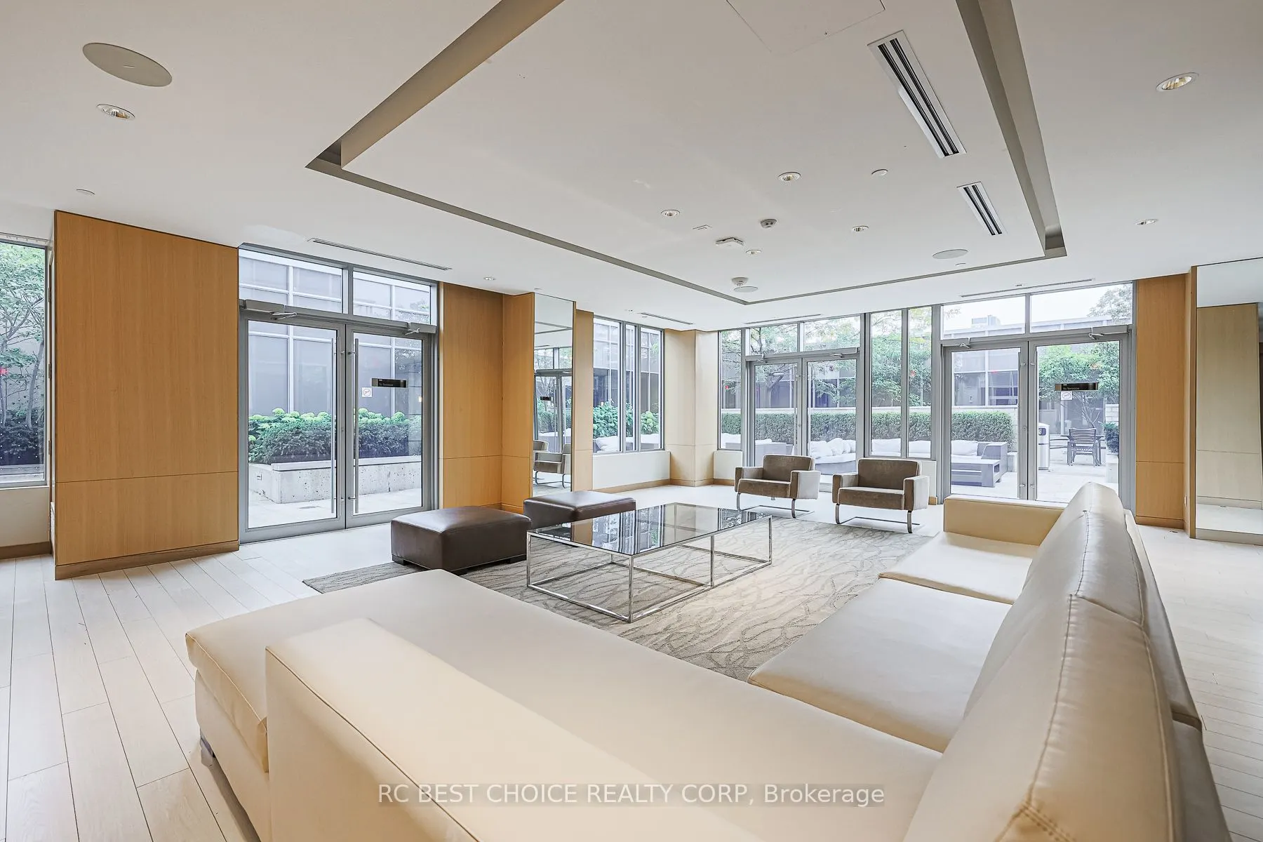 120 Harrison Garden Boulevard, #1031