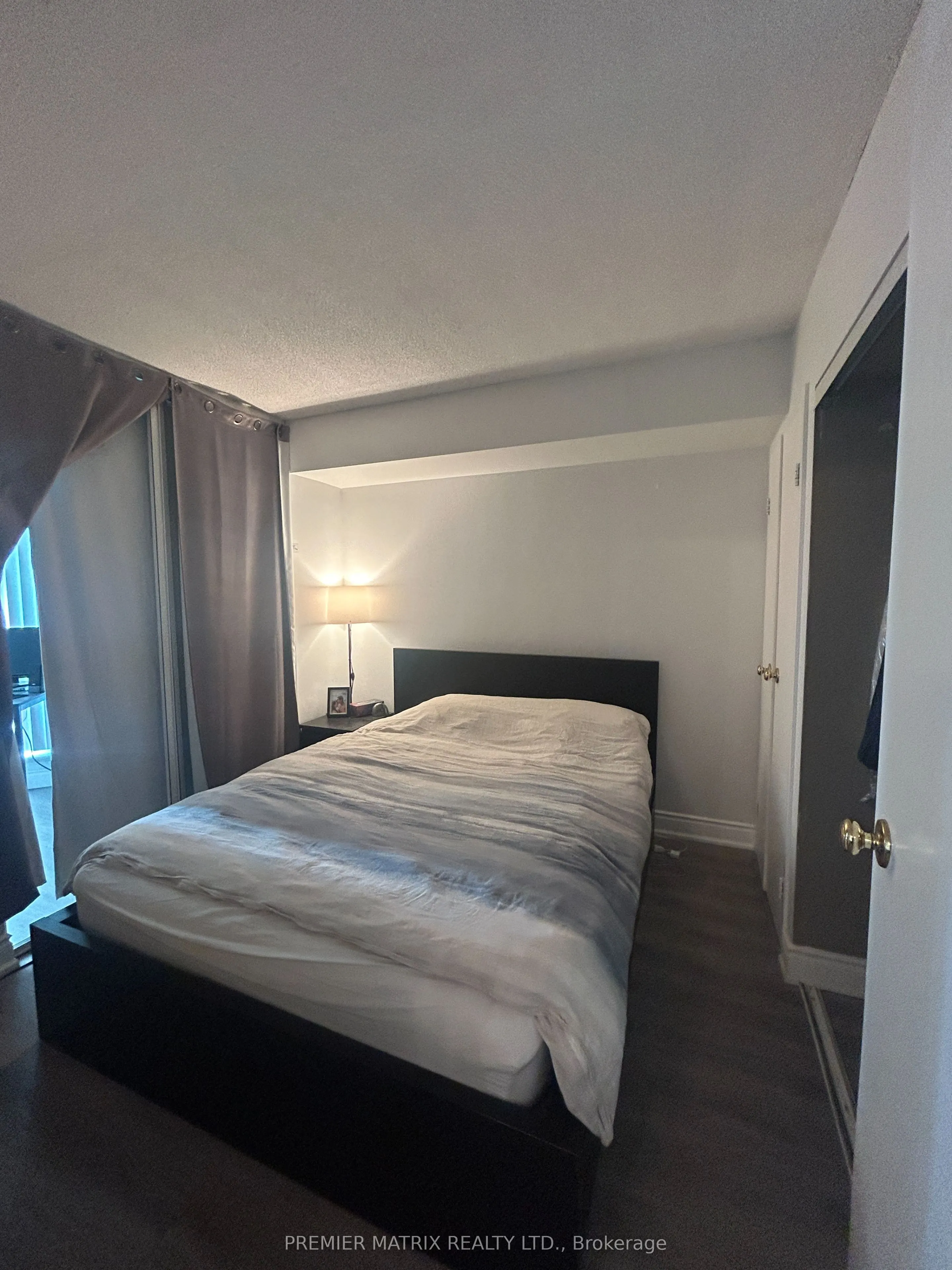 10 Yonge Street, #2410