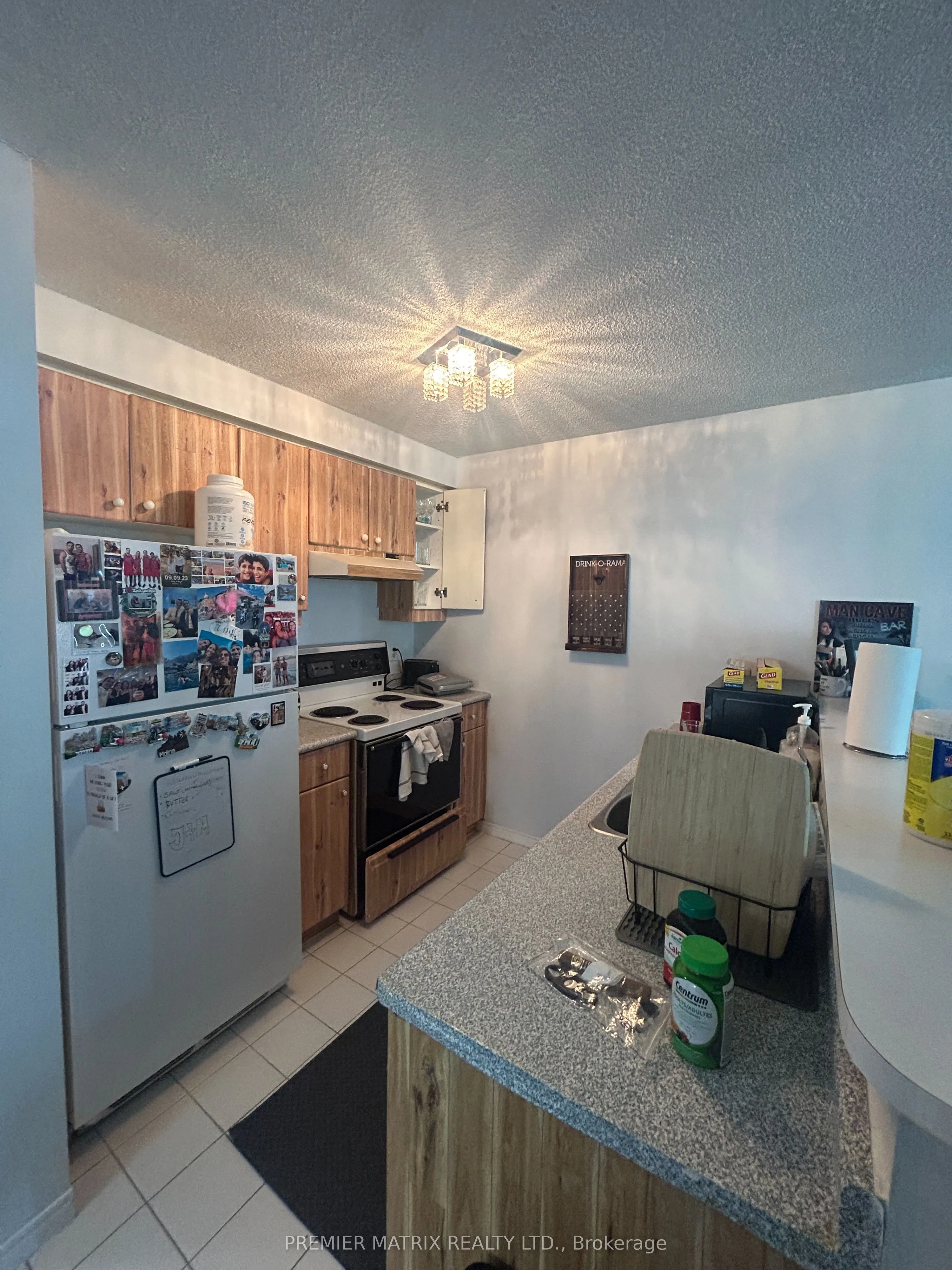 10 Yonge Street, #2410