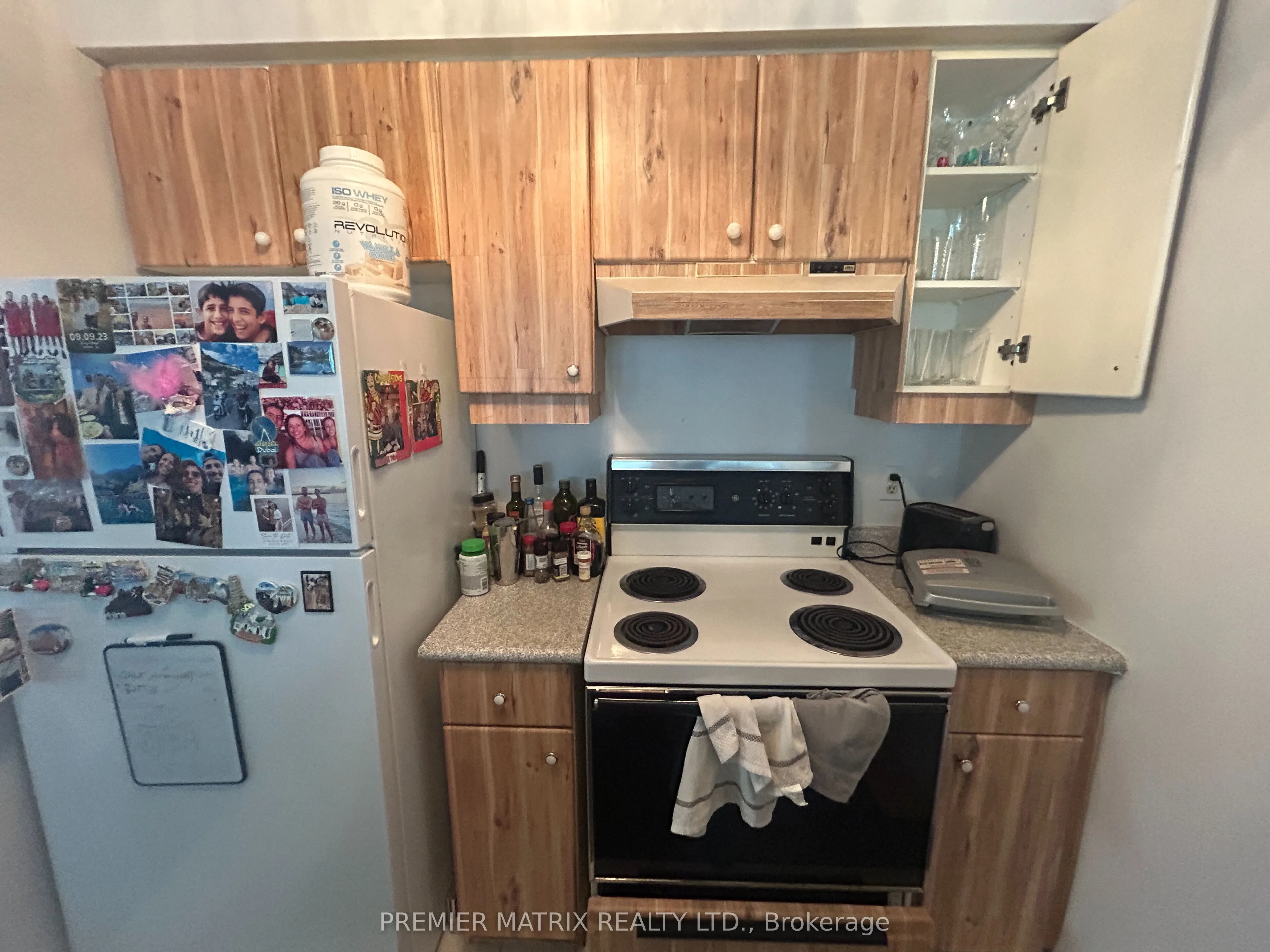 10 Yonge Street, #2410