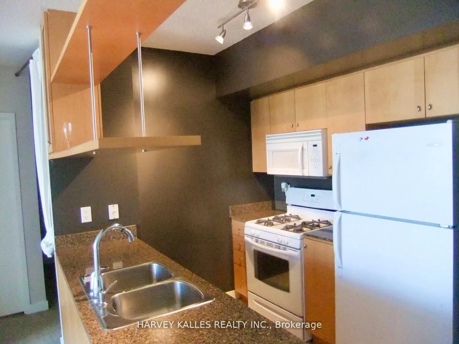 5 Mariner Terrace, #208