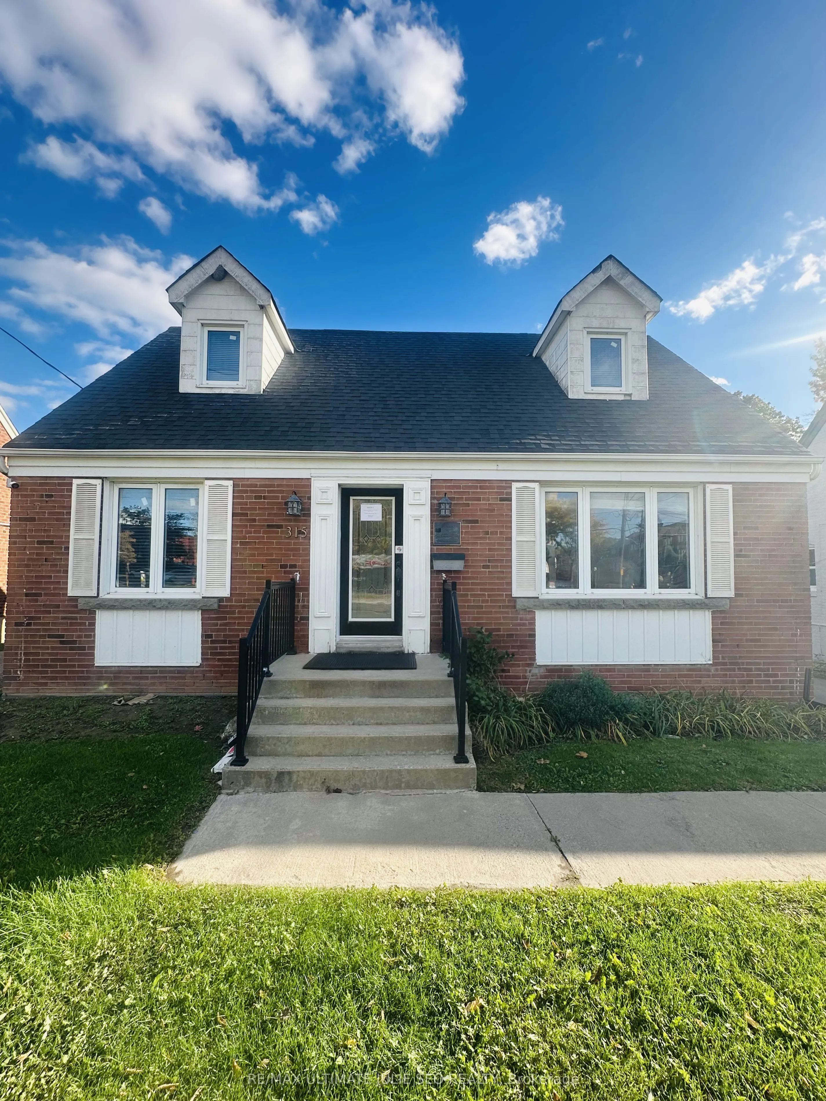 315 Sheppard Ave East Avenue