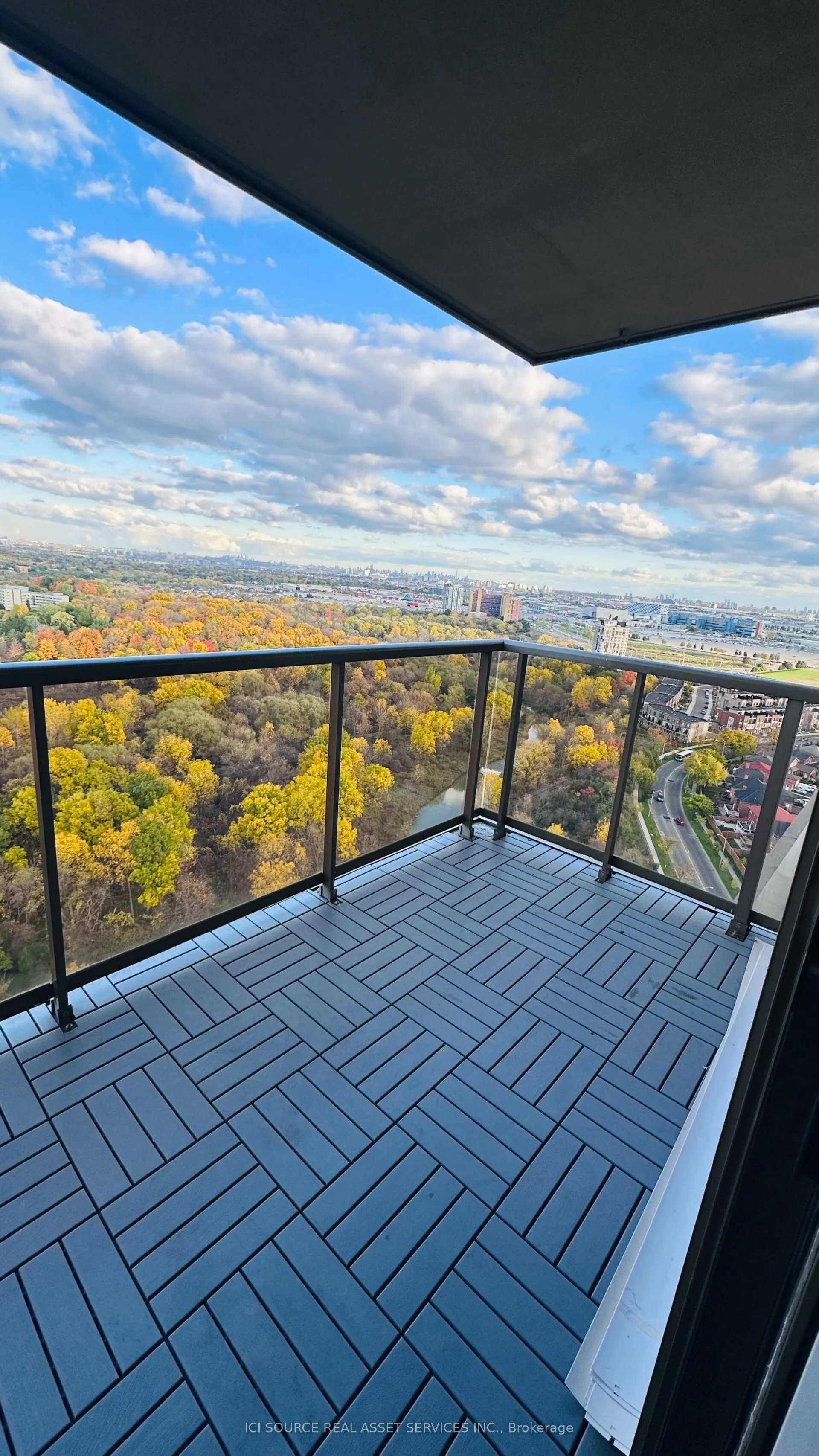 62 Forest Manor Road, #210