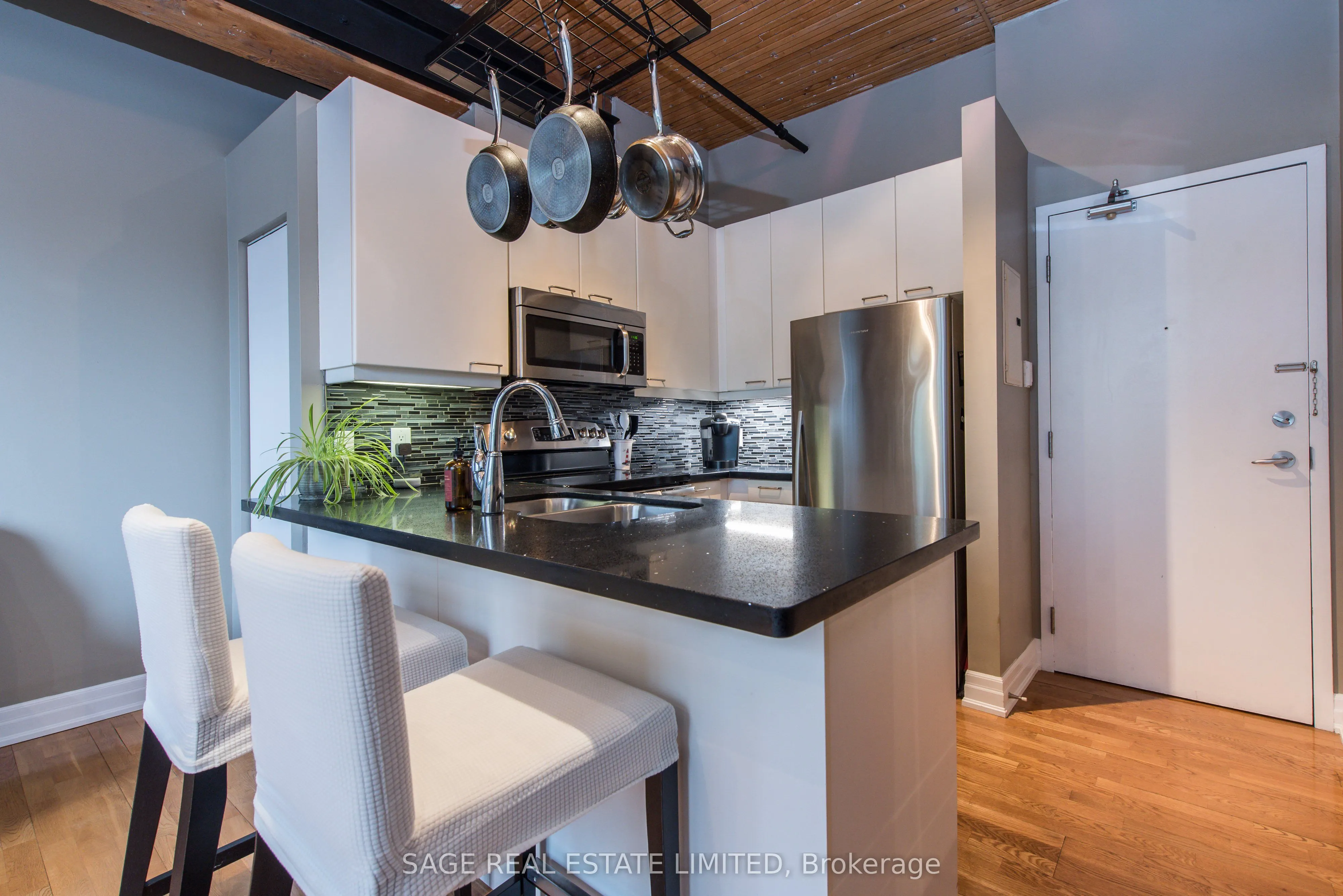 781 King Street W, #504