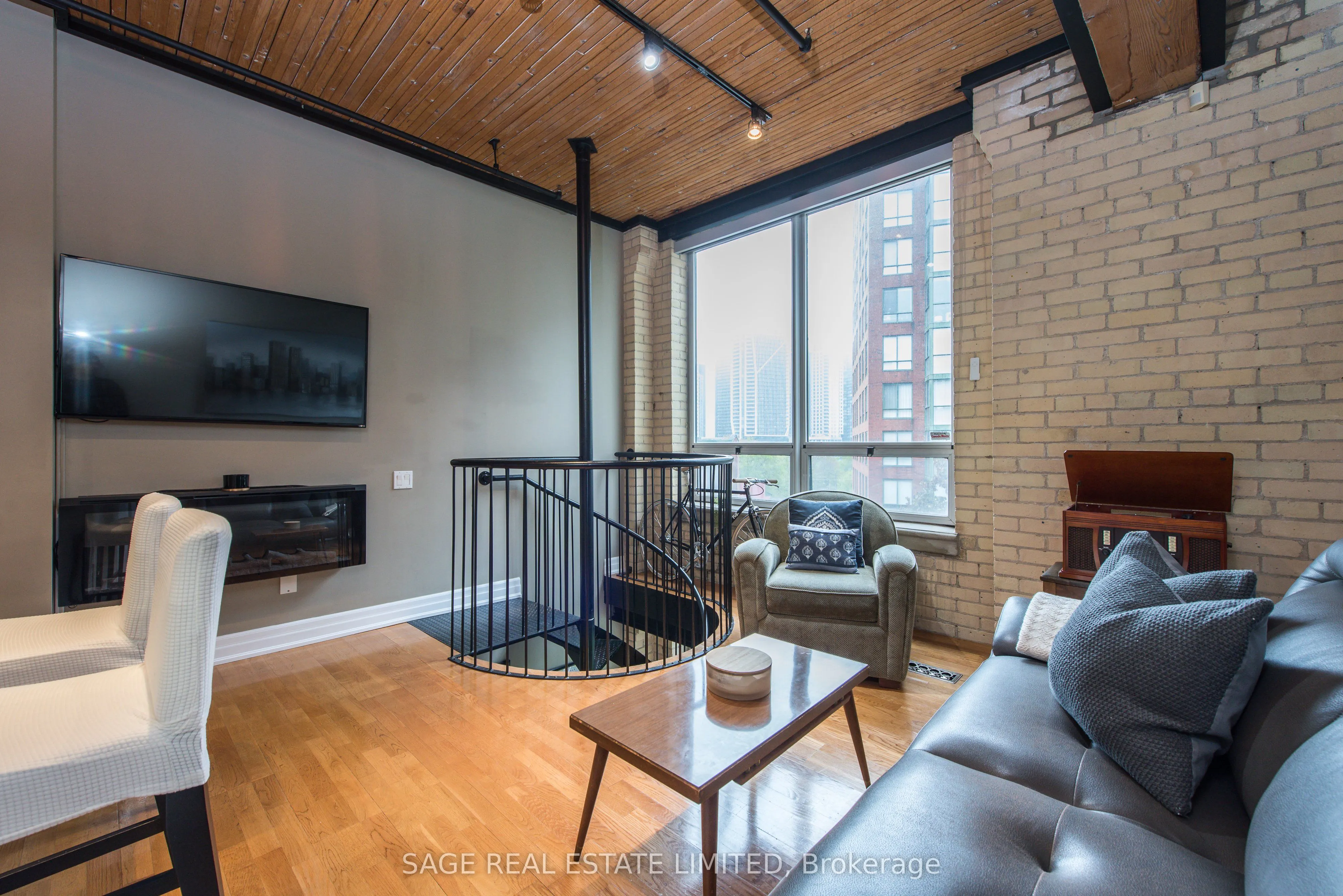 781 King Street W, #504