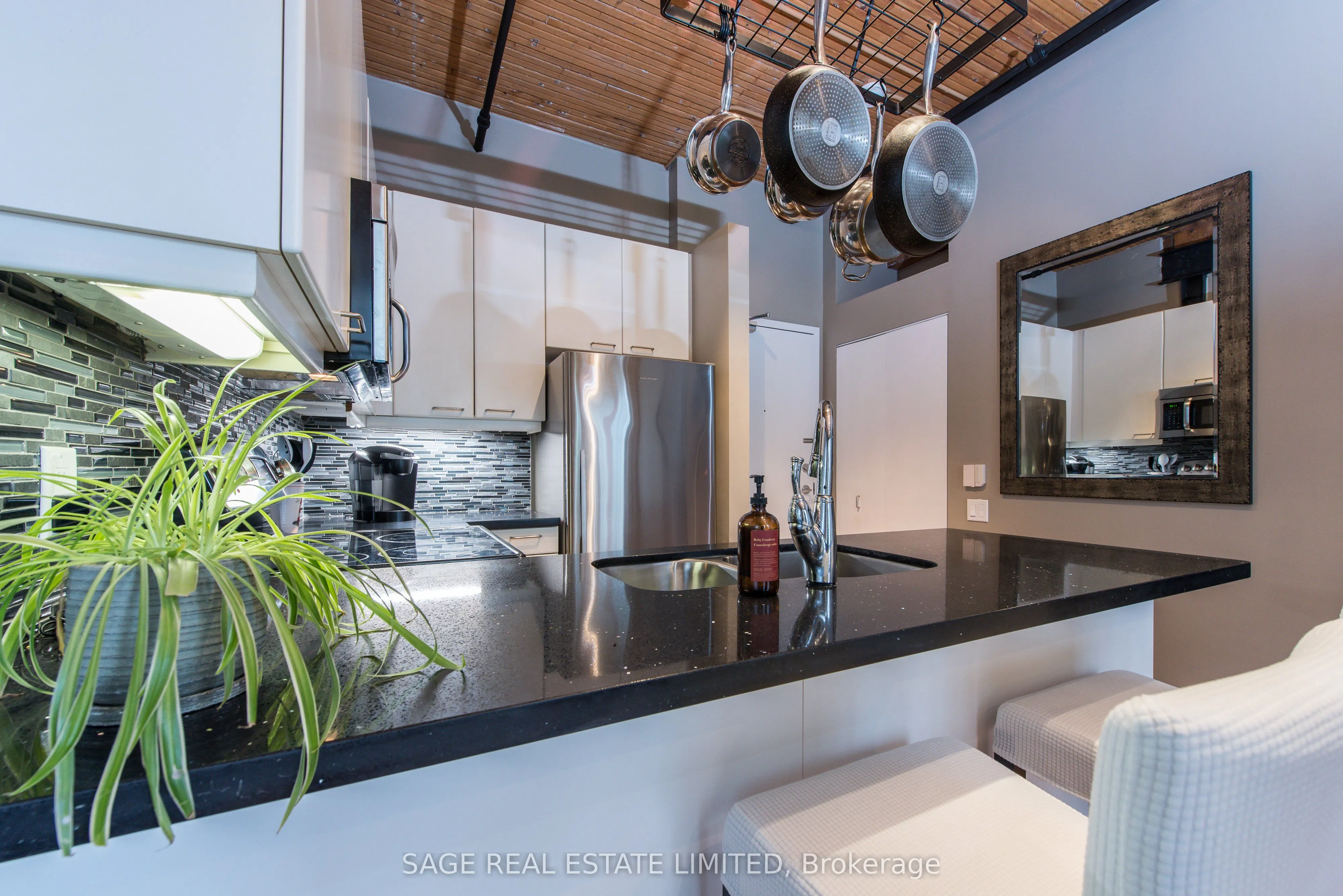 781 King Street W, #504