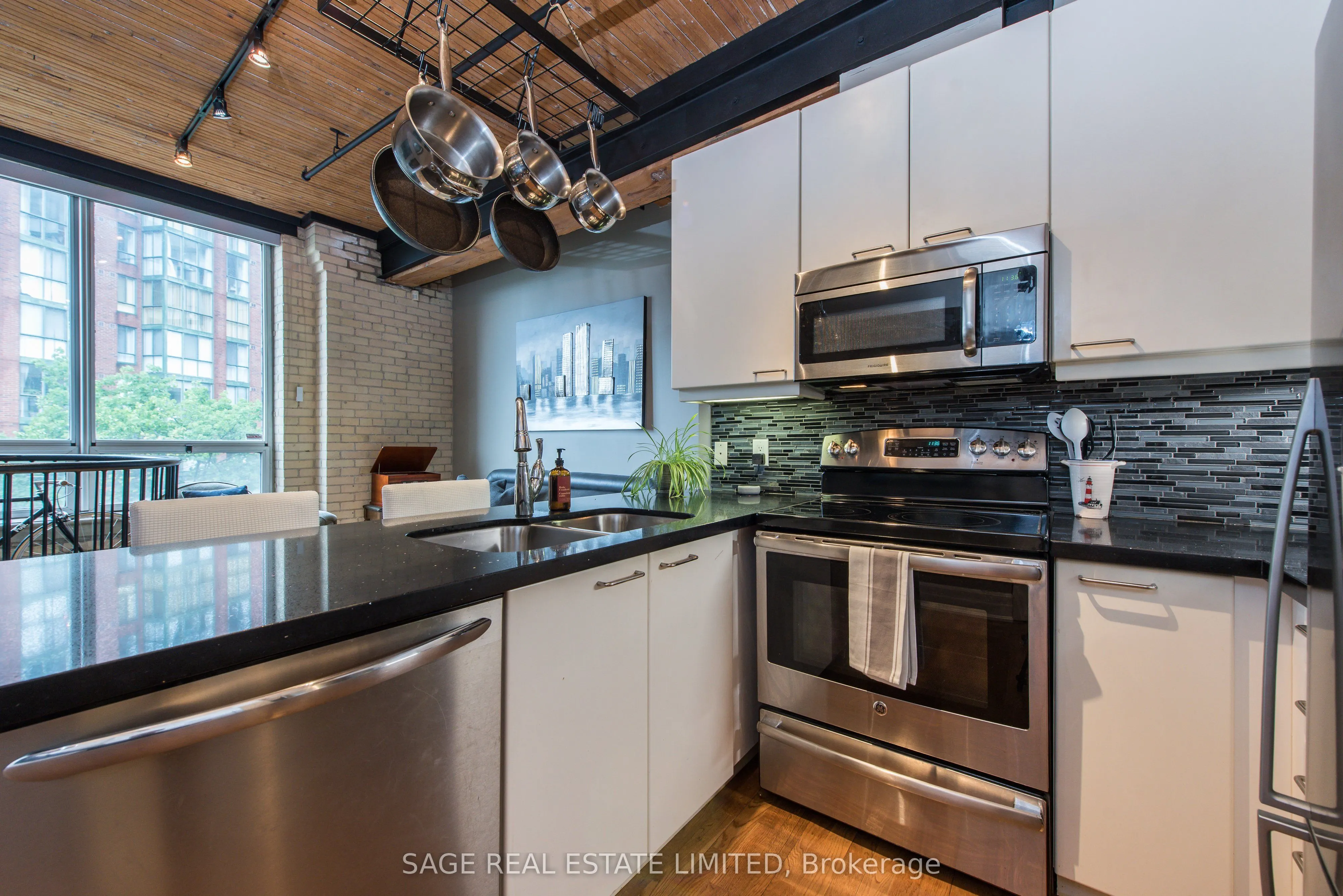 781 King Street W, #504