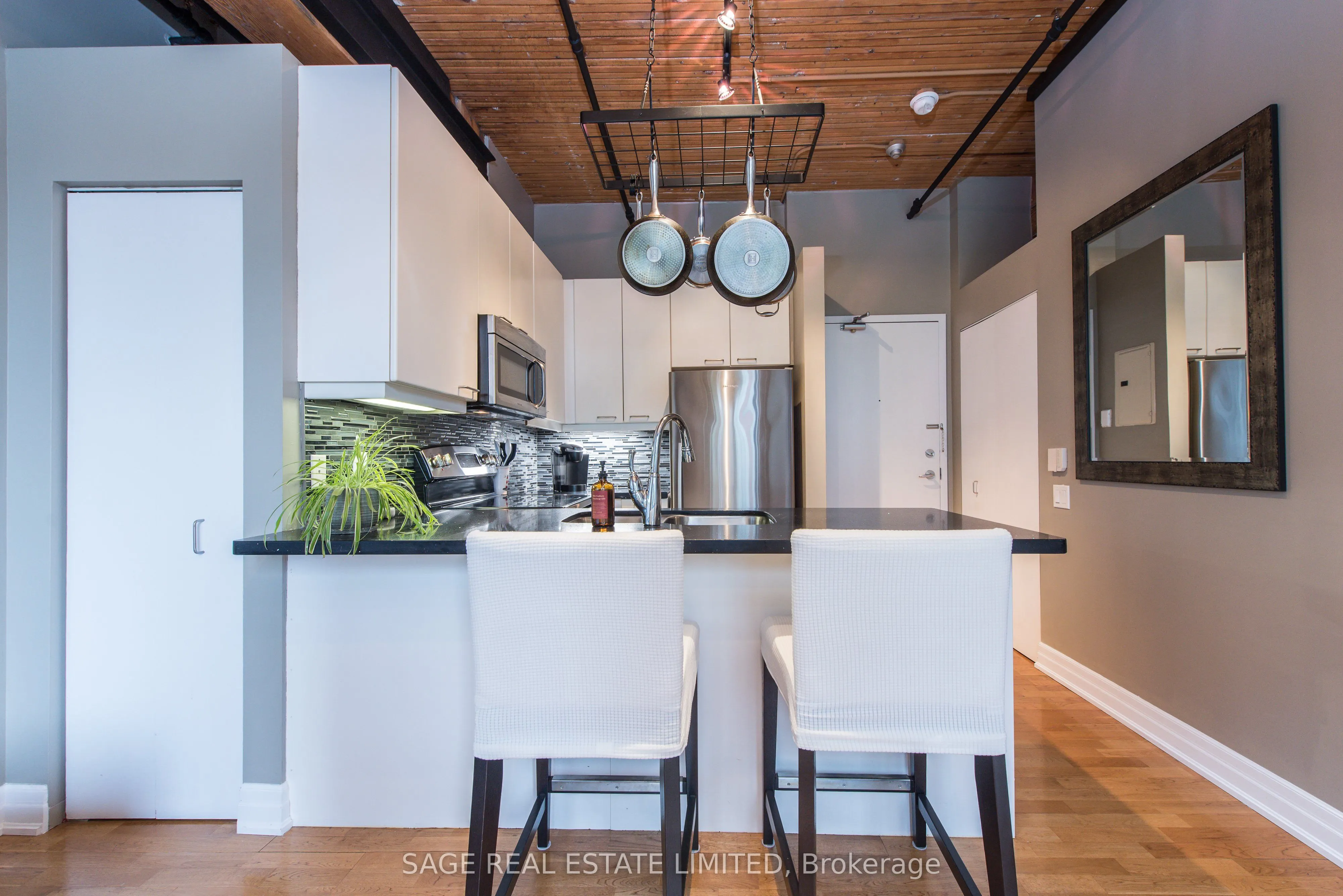 781 King Street W, #504