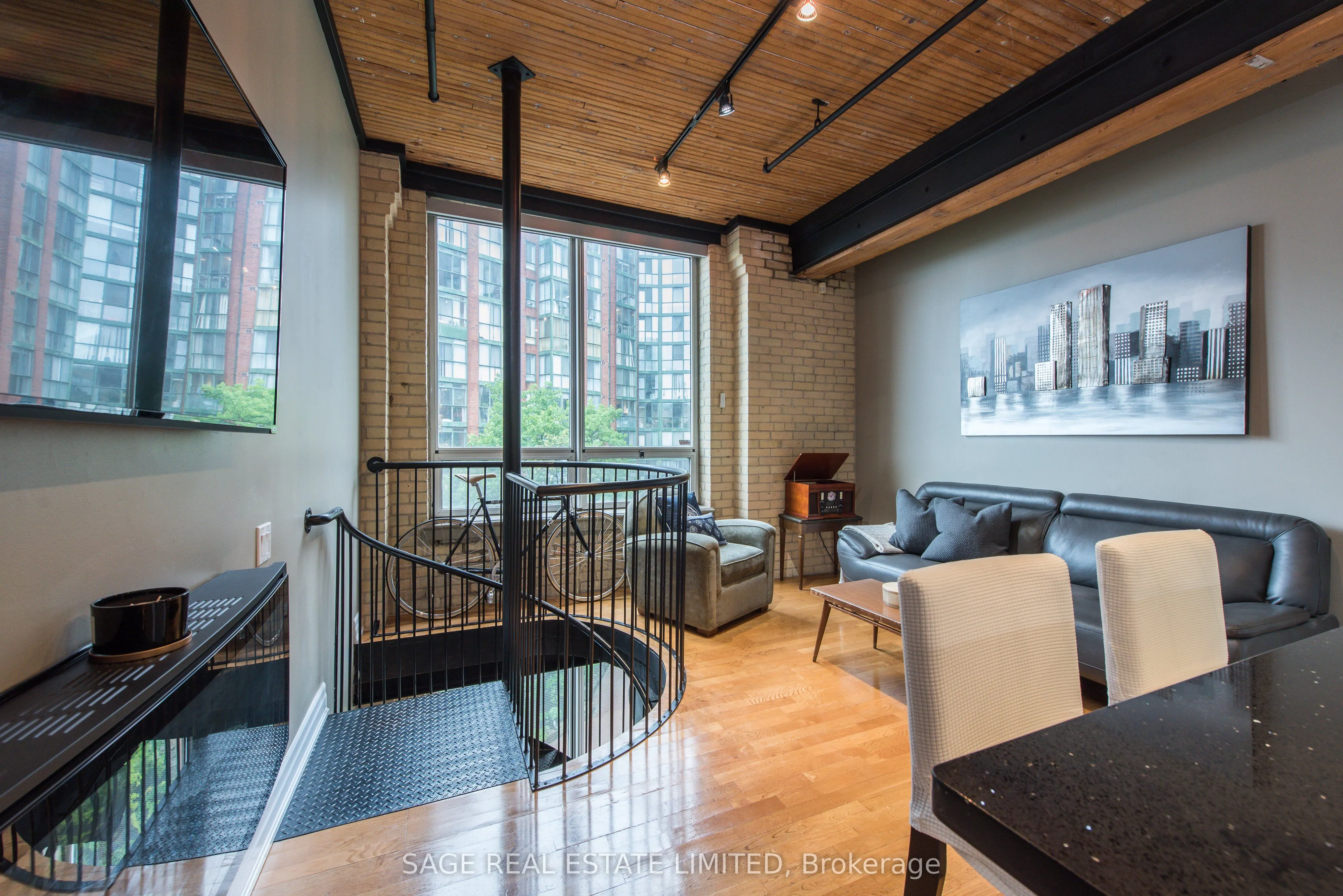 781 King Street W, #504