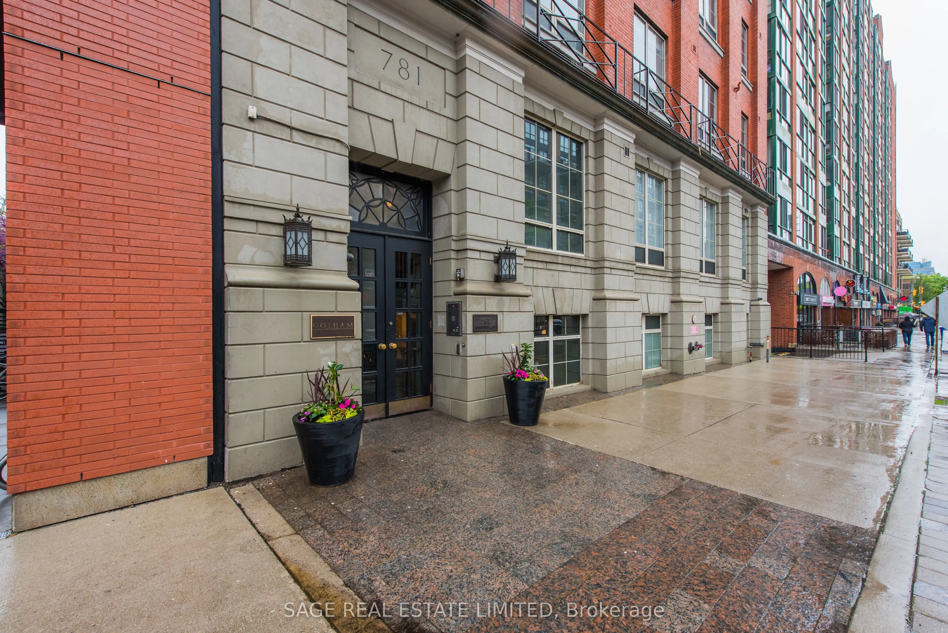 781 King Street W, #504
