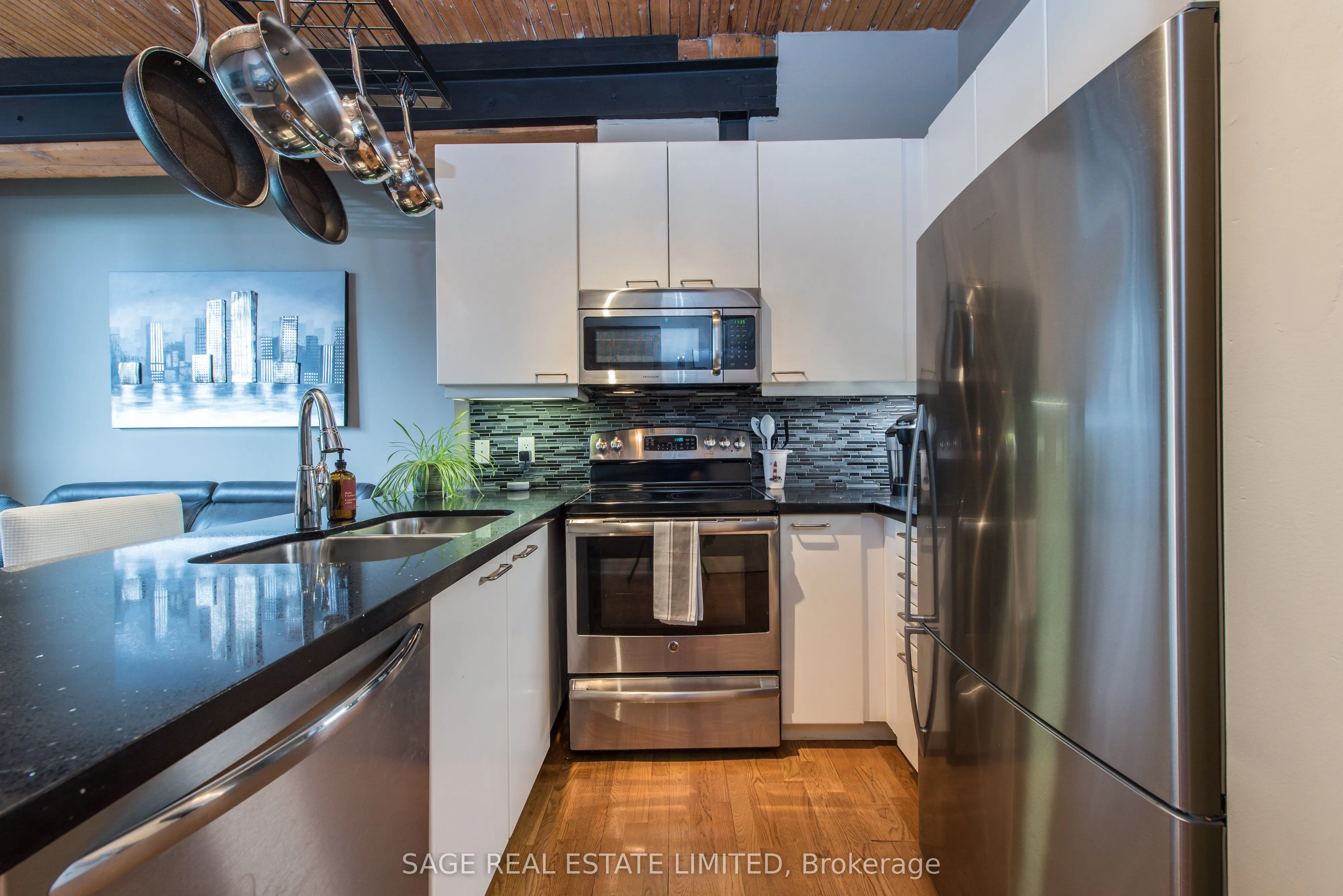 781 King Street W, #504