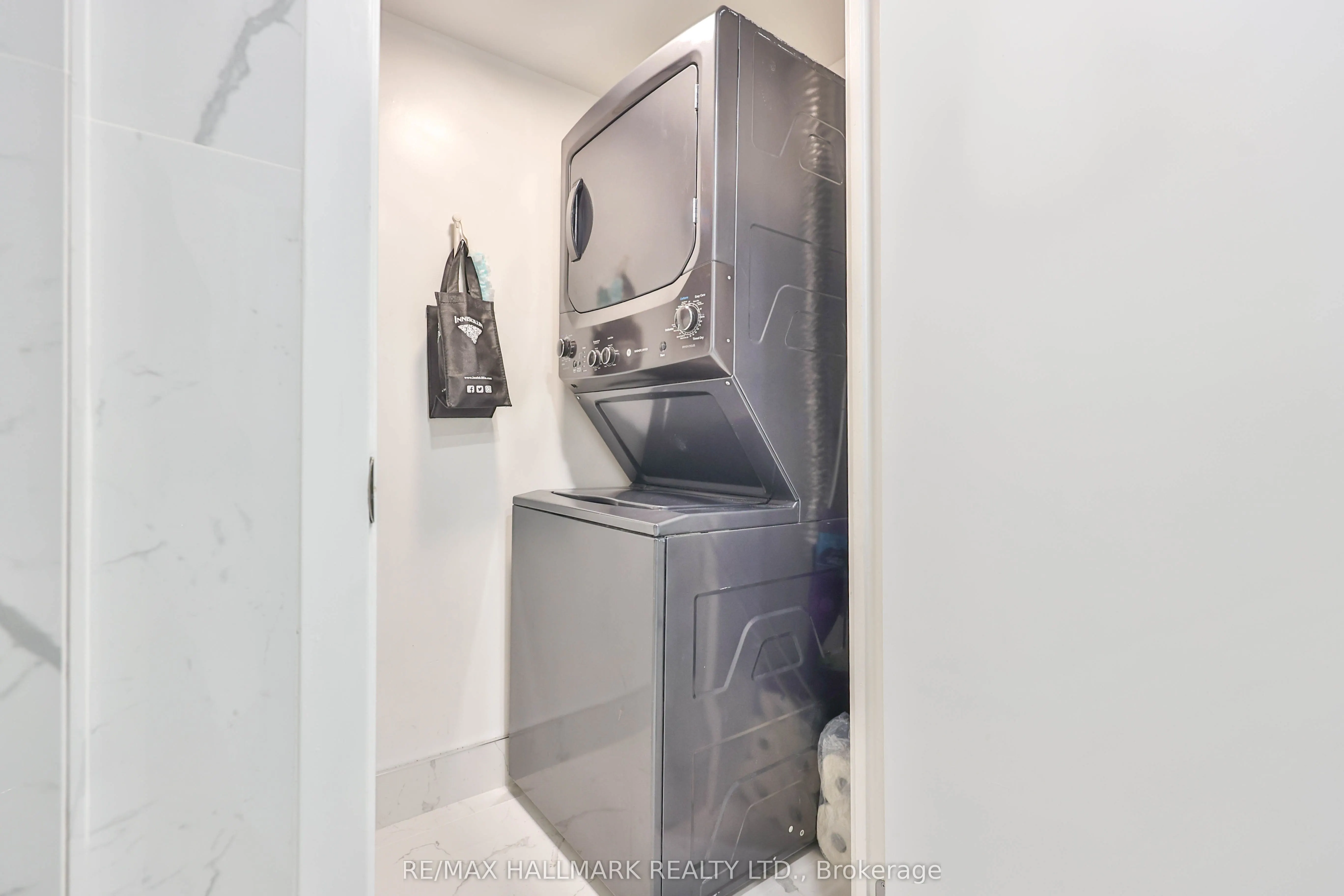 15 Fort York Boulevard, #2503