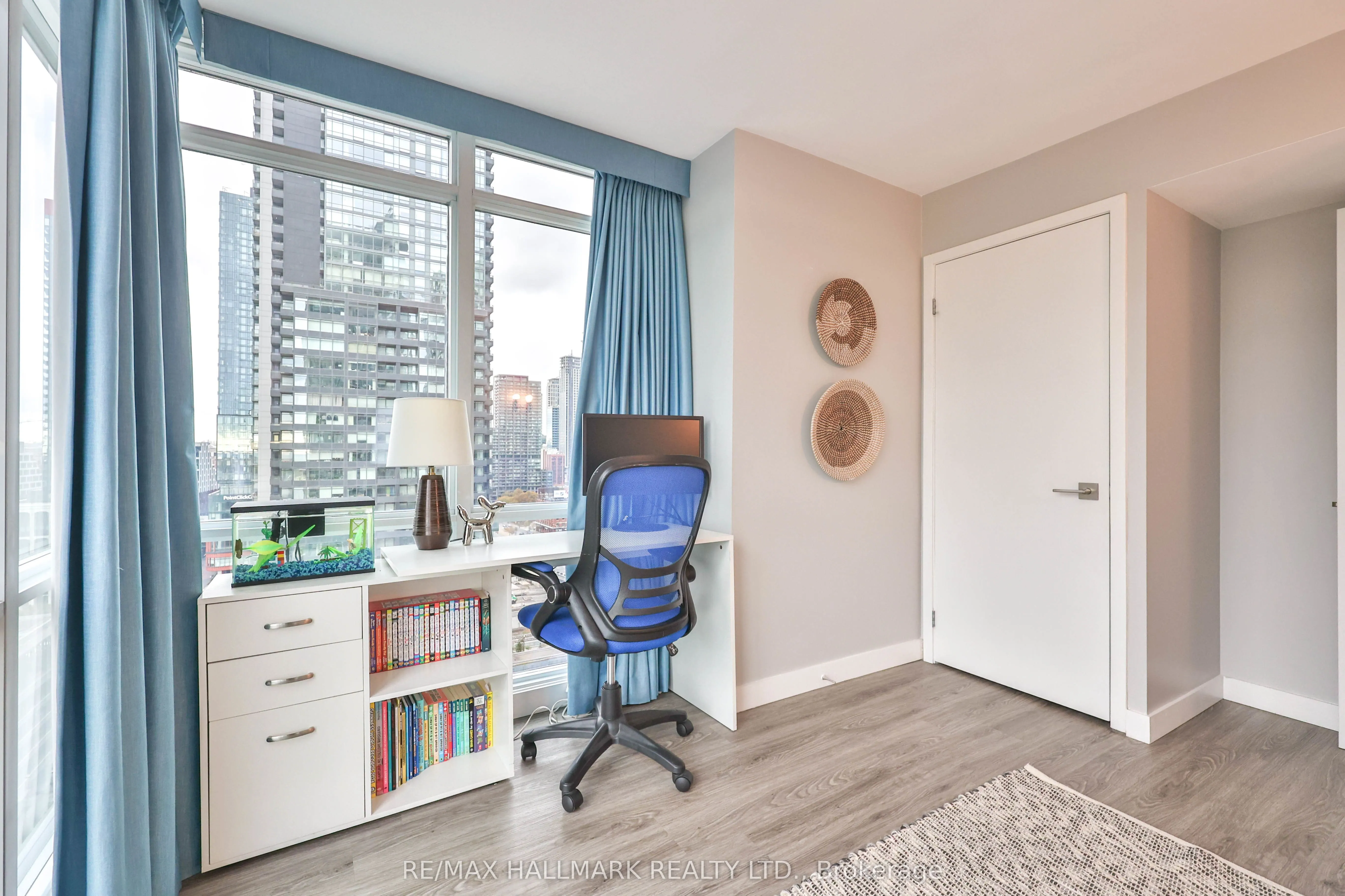 15 Fort York Boulevard, #2503